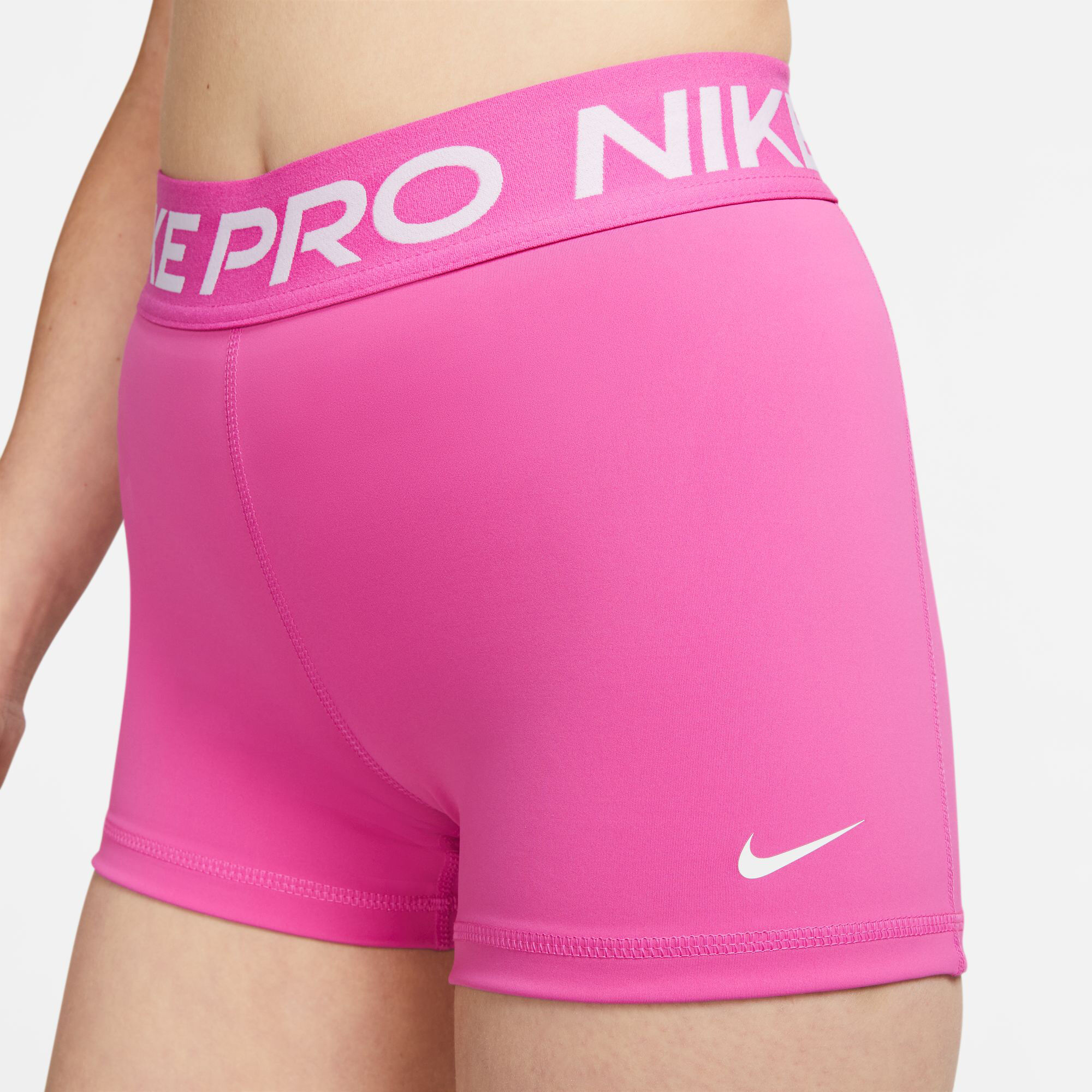 Short online rosa nike