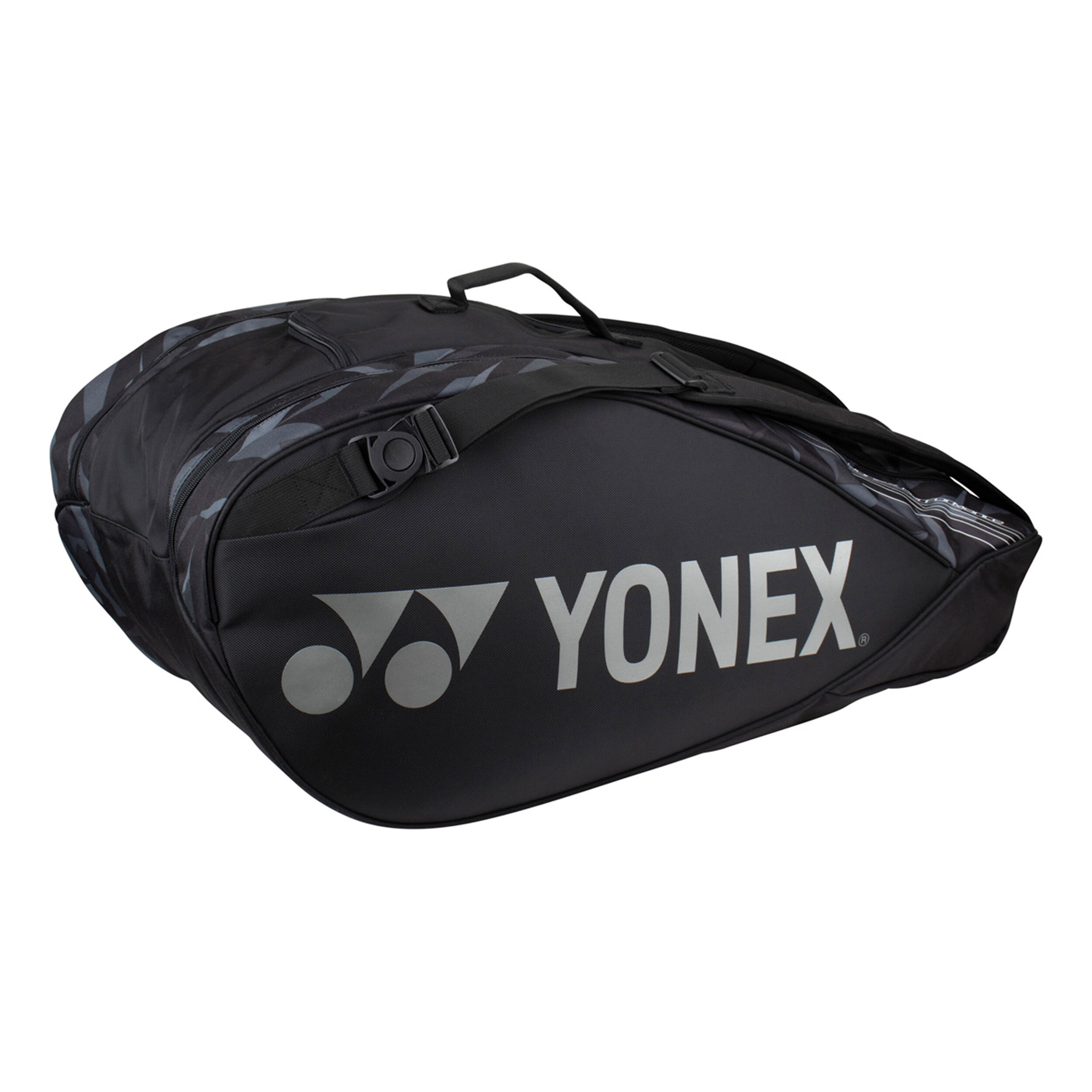 A quick review with the Yonex Expert Tournament Bag 🤩 All the useful  compartments and storage definitely will blow your mind! It has… | Instagram