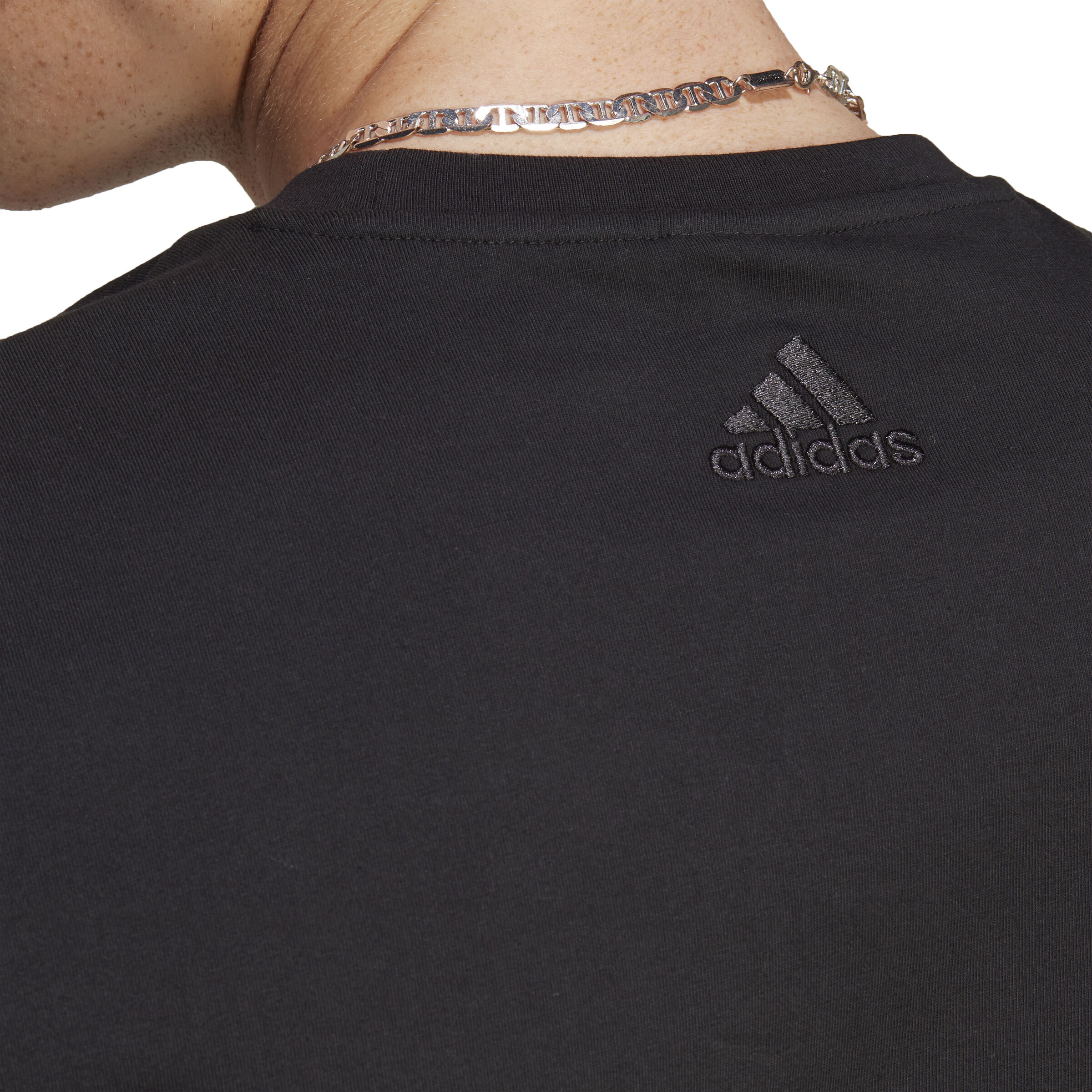 Essentials Single Jersey Big Logo T Shirt Men Black White