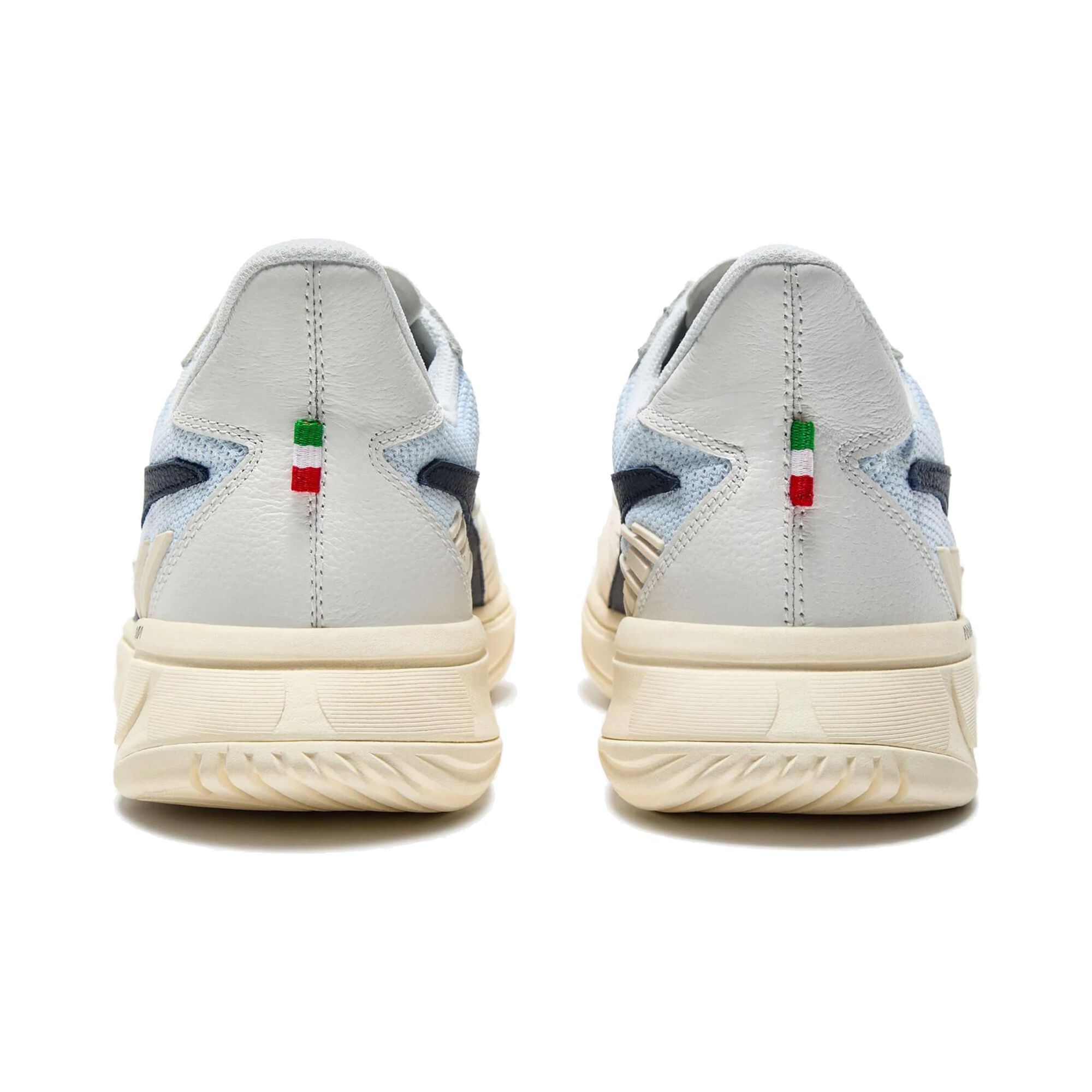 Diadora