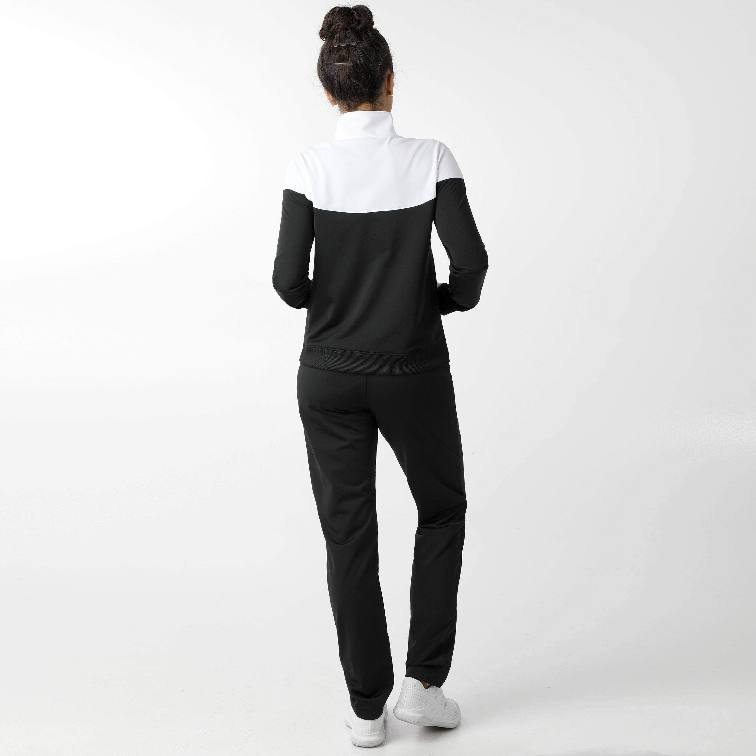 Black and white nike tracksuit womens new arrivals