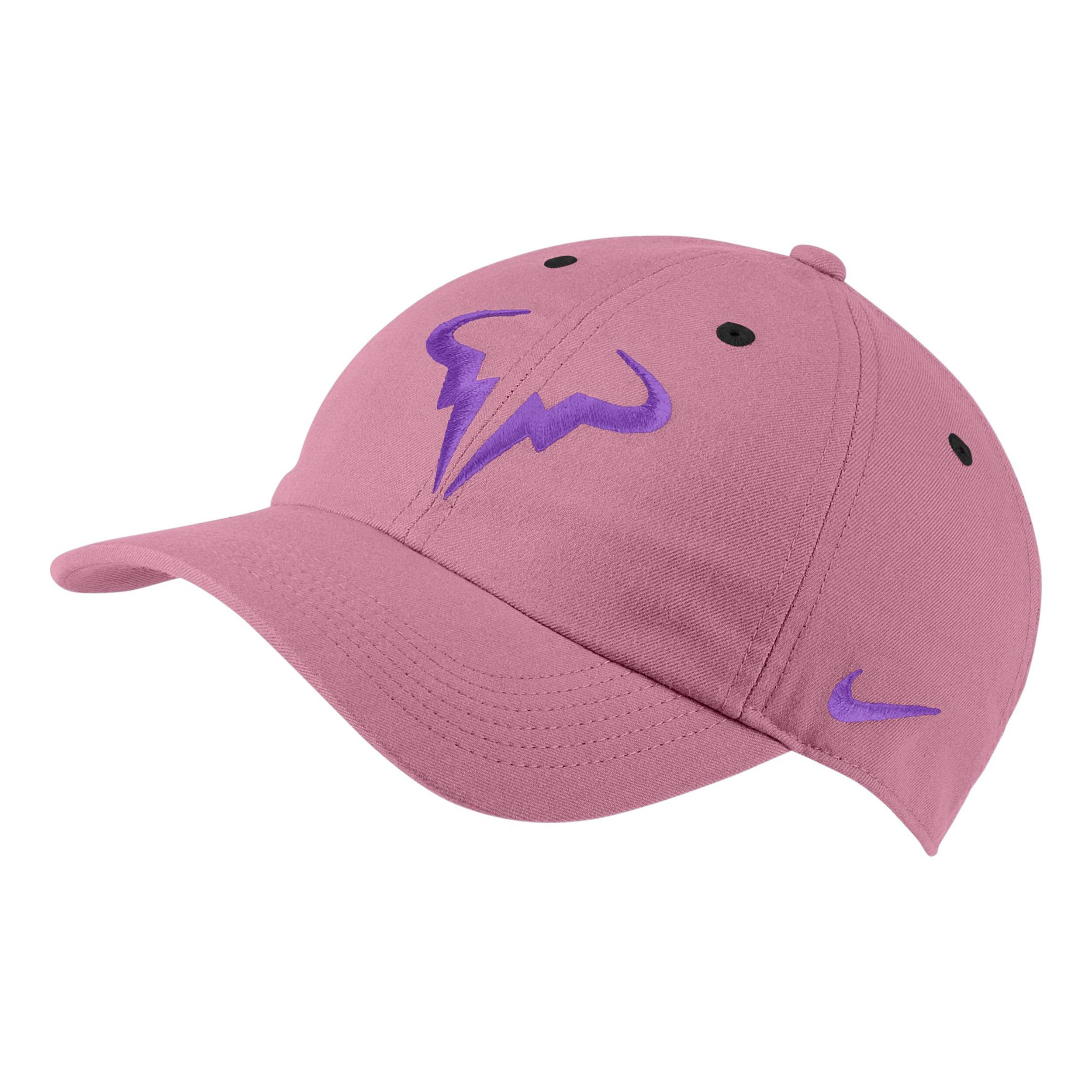 nadal pink hat