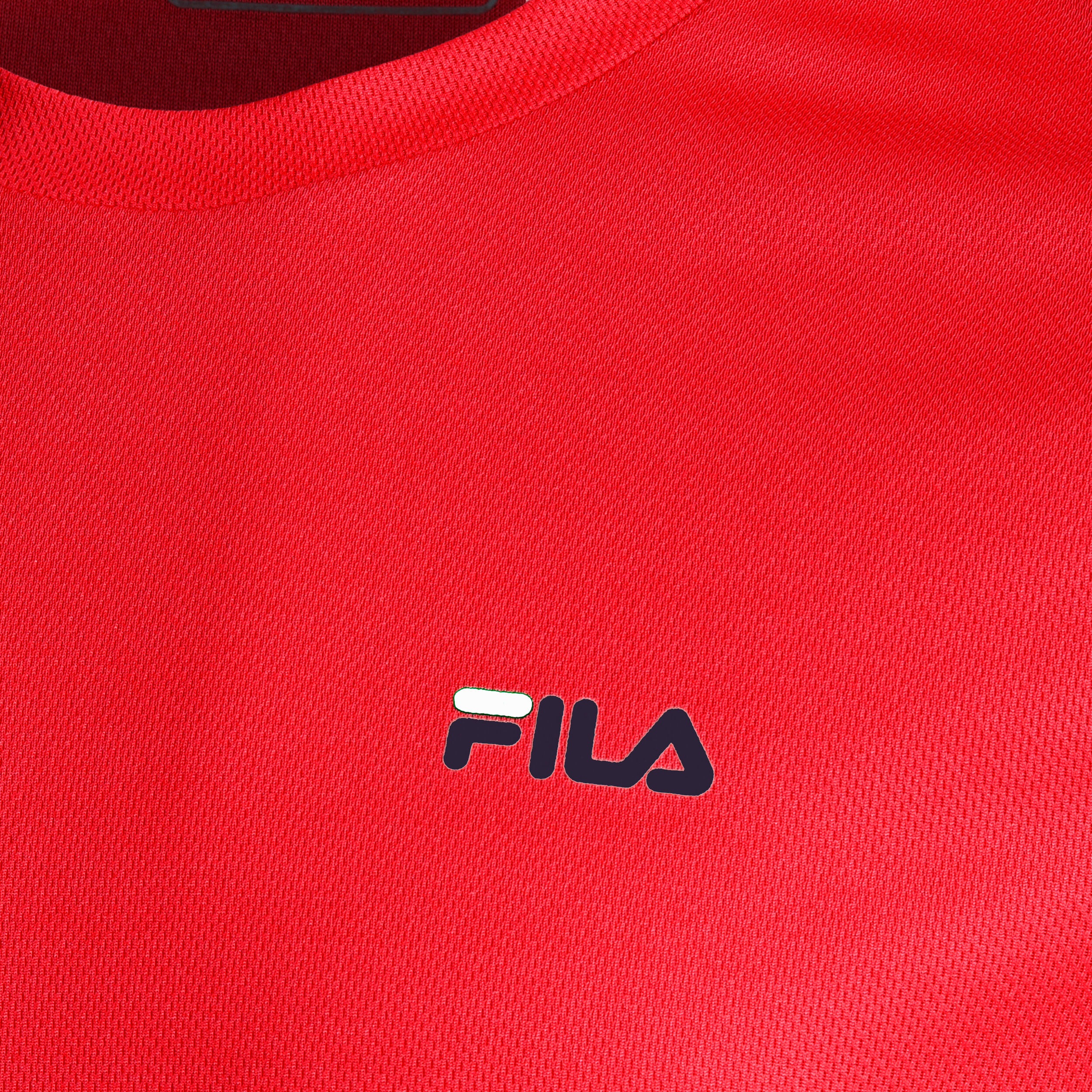 Buy Fila Logo Small T-Shirt Men Red online | Tennis Point COM