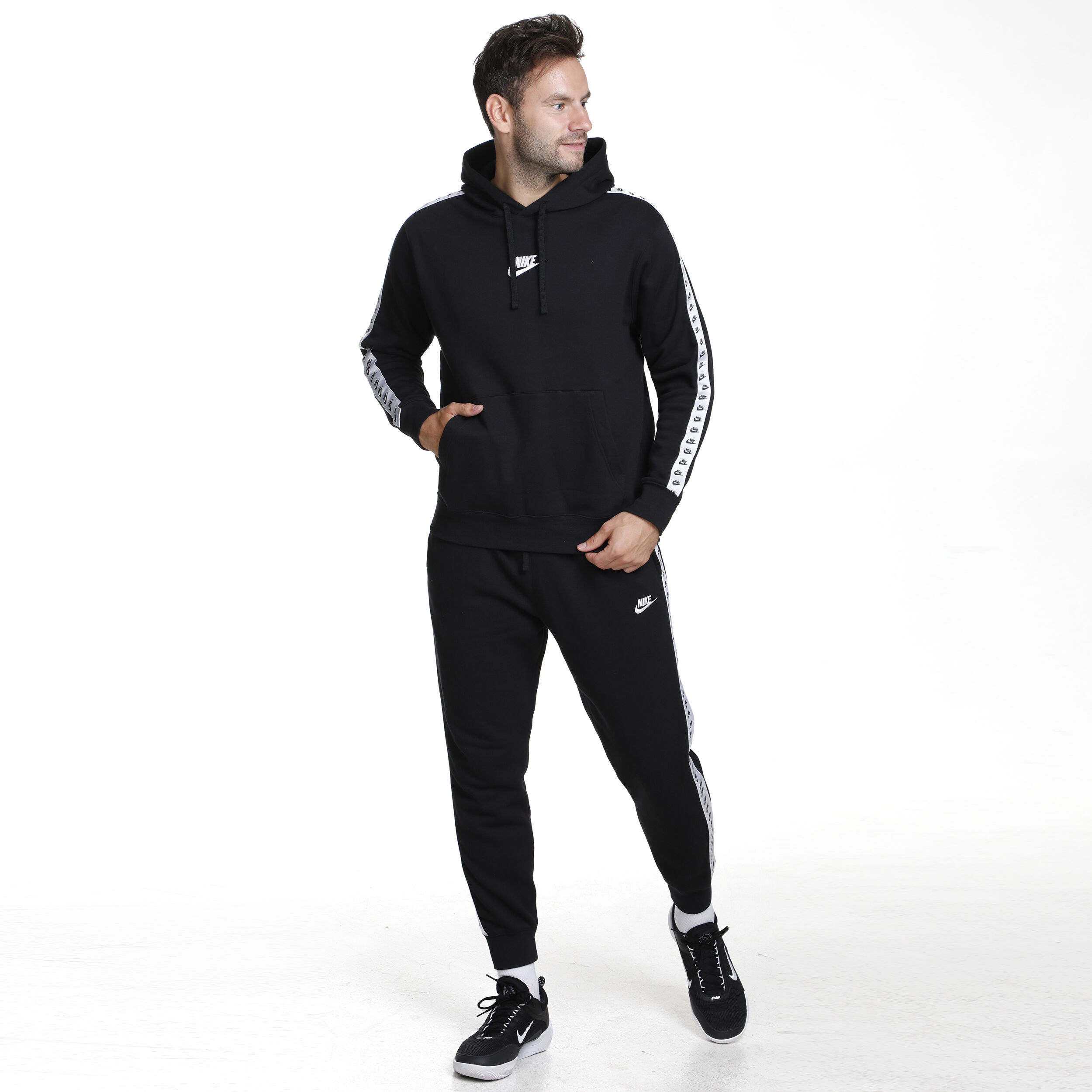 Sportswear Sport Essentials Fleece Tracksuit Men Black