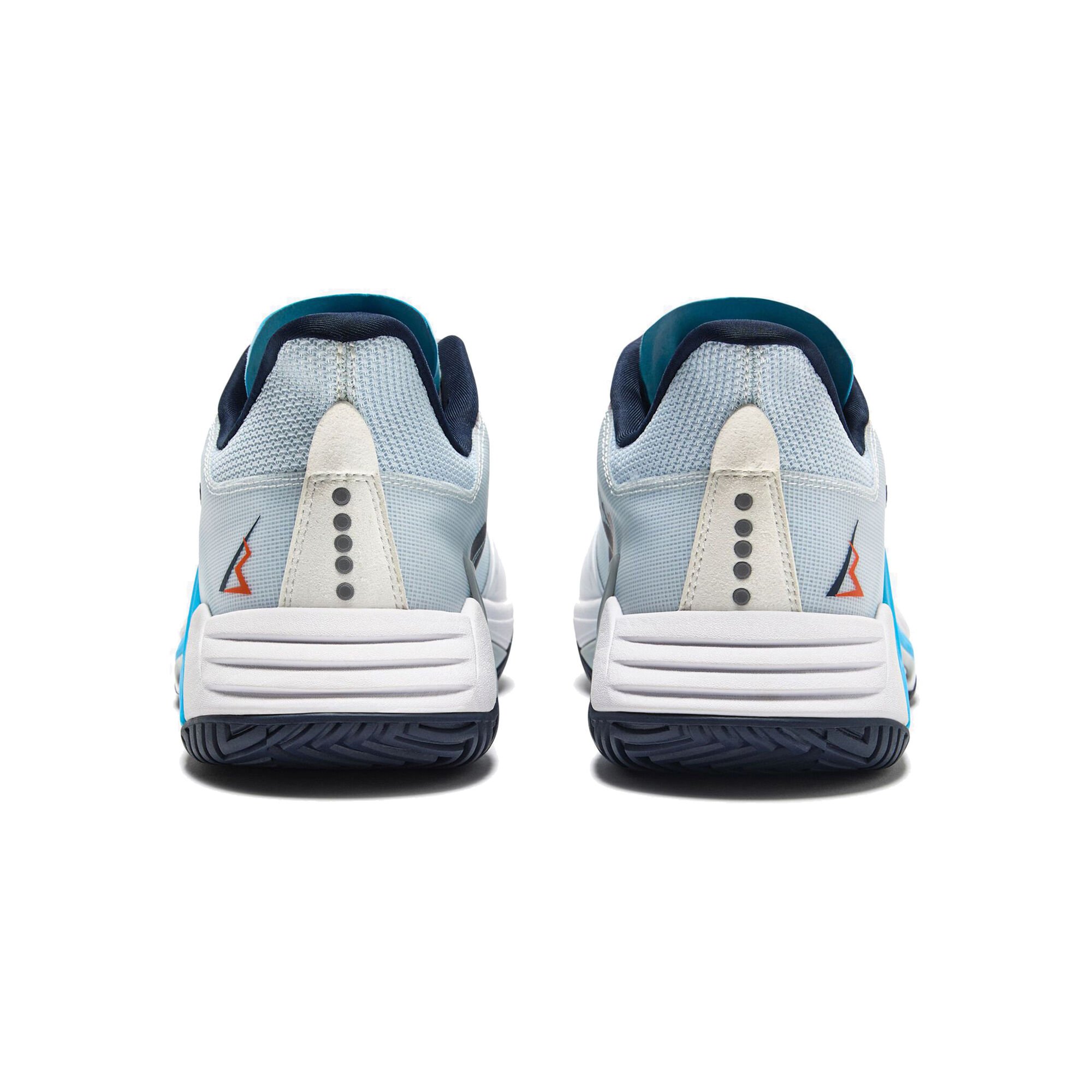 Diadora