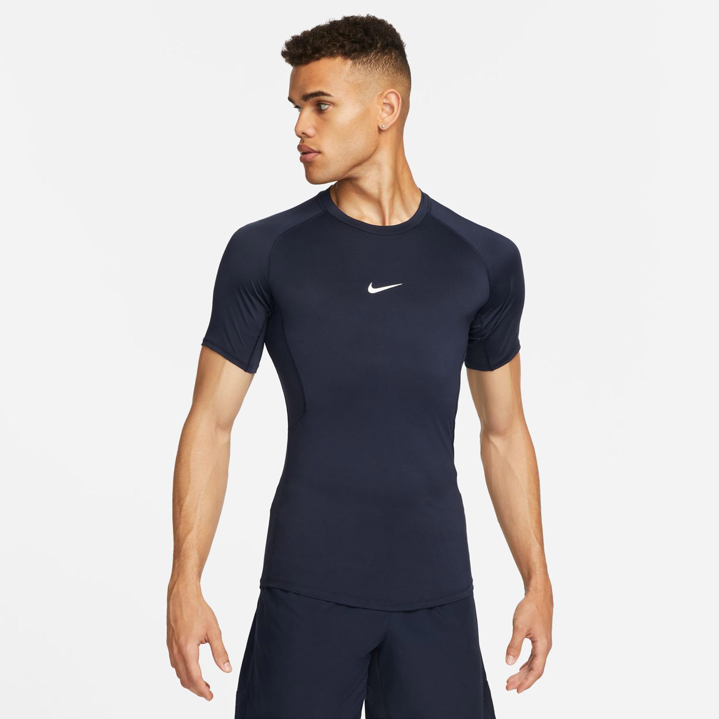 Top nike fitness new arrivals