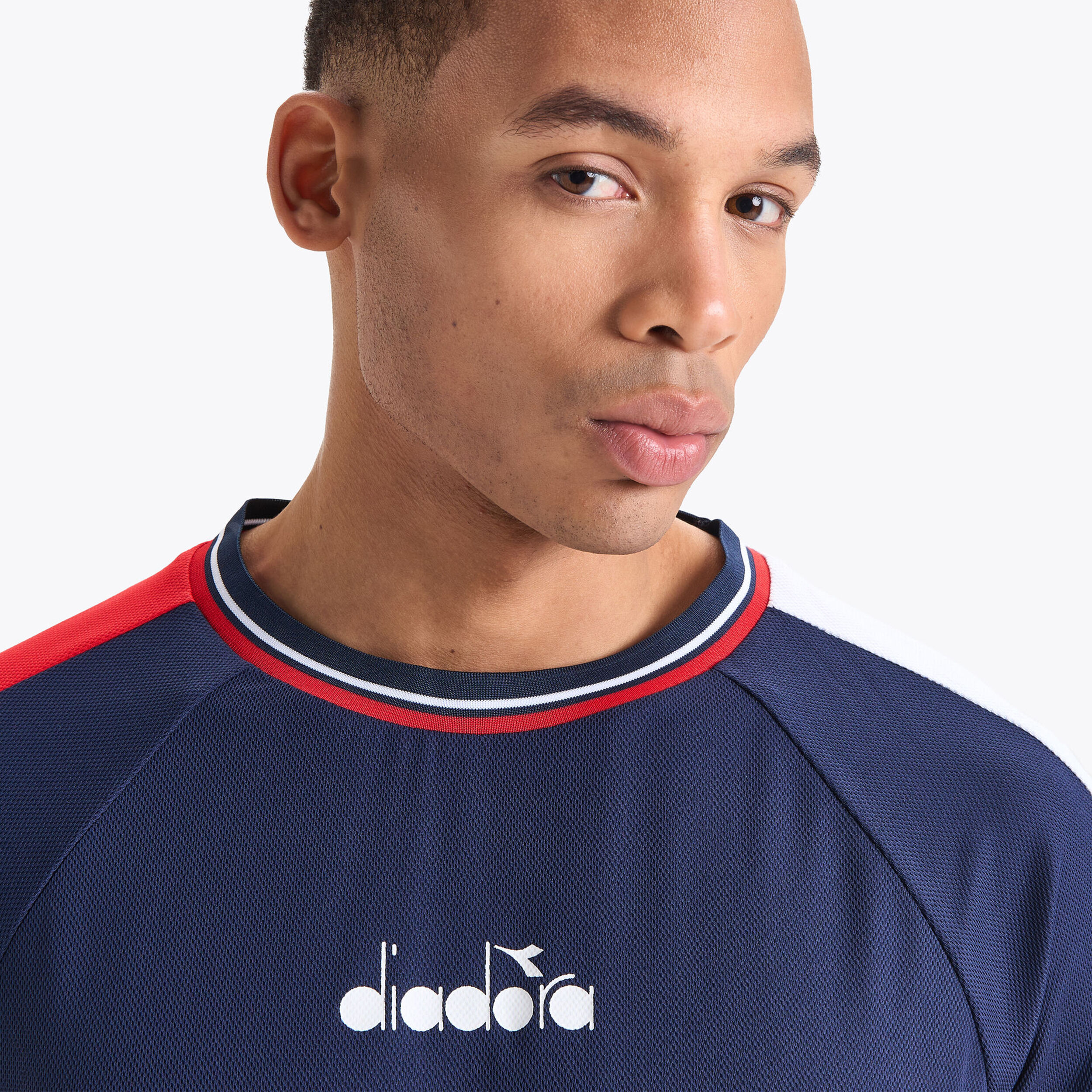 Diadora t deals shirt sale