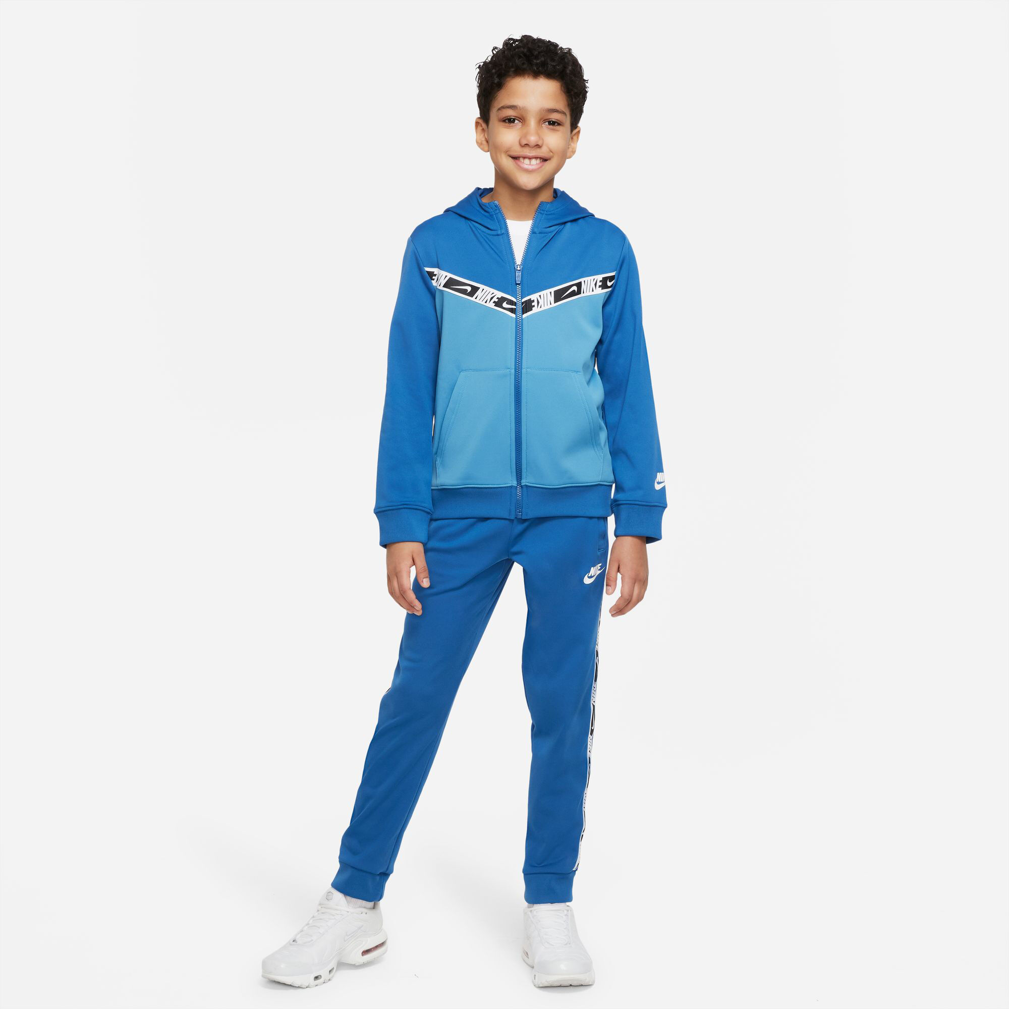 Nike repeat hot sale hoodie blue