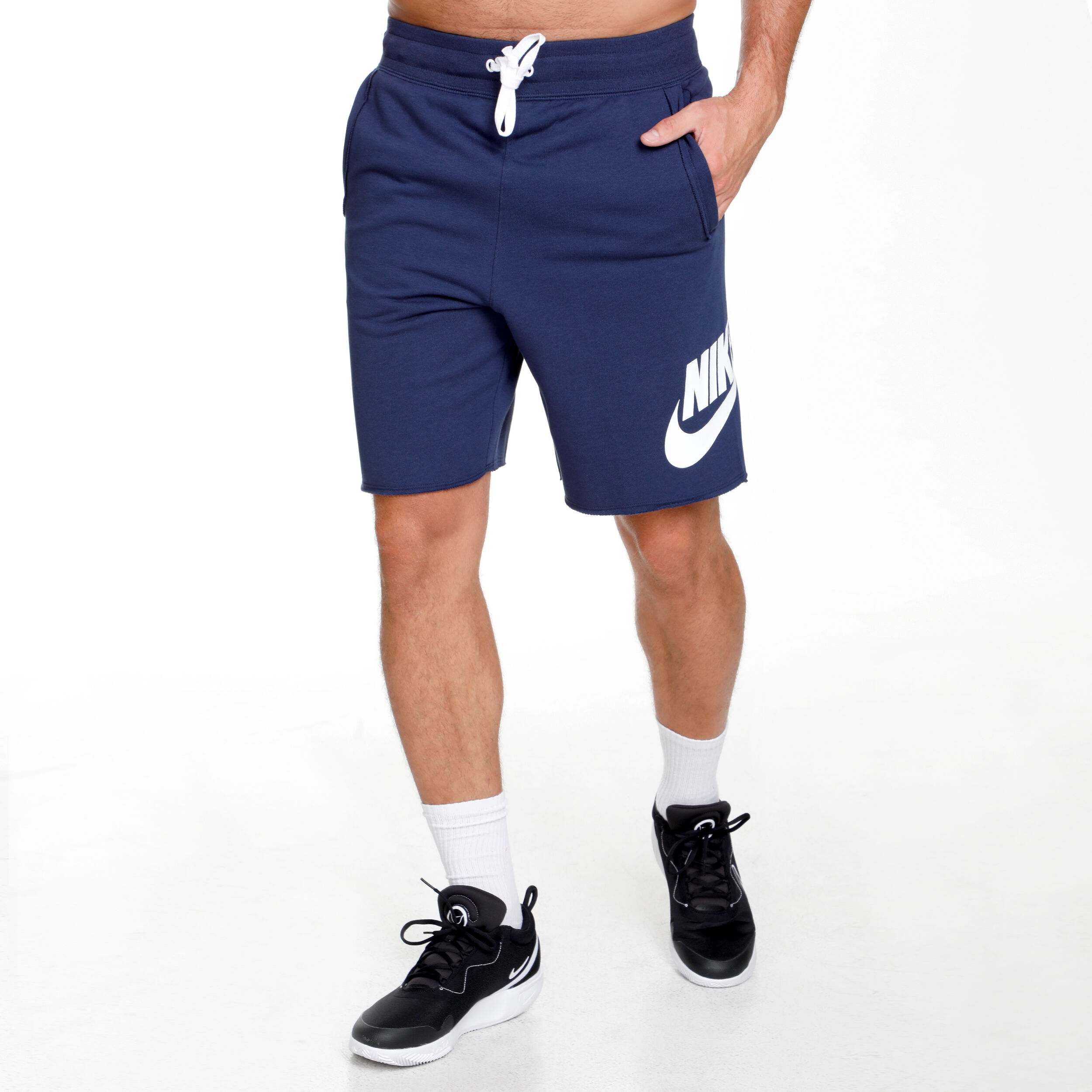Sportswear Club French Terry Alumni Shorts Men Dark Blue White