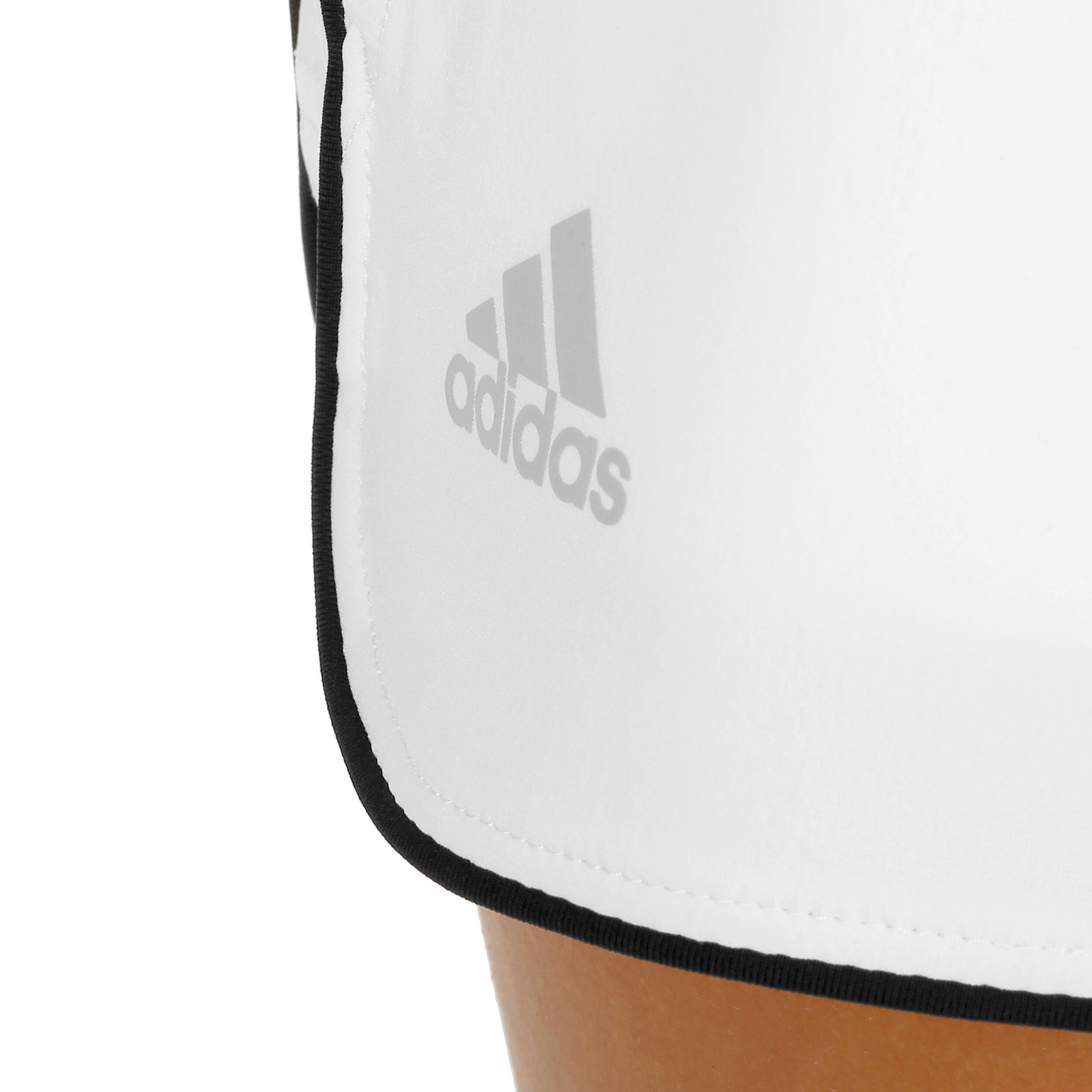 Essex Shorts Women White Black