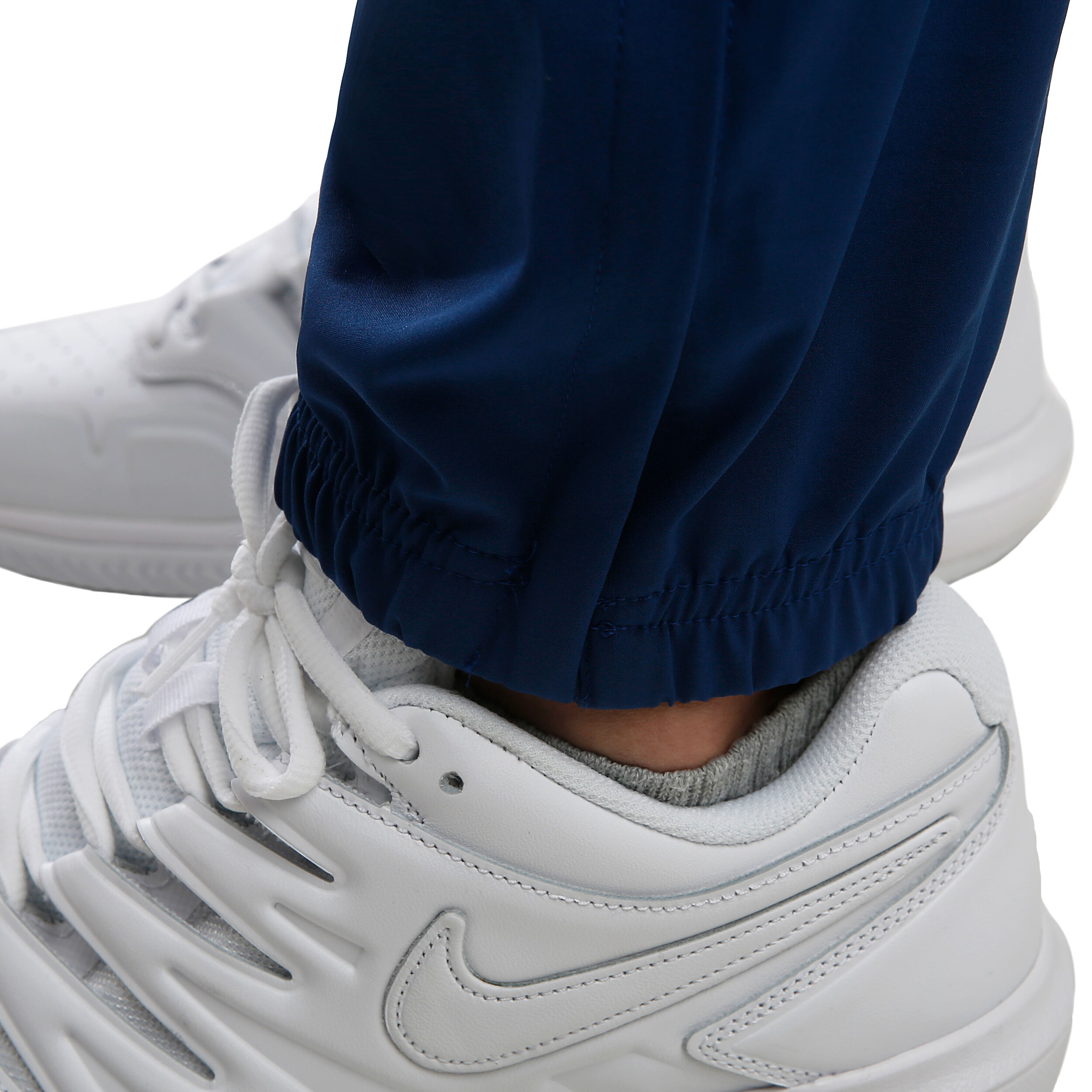 White BIDI BADU Herren Trainingshose Flinn Tech Pants White BIDI BADU Herren Trainingshose Flinn Tech Pants