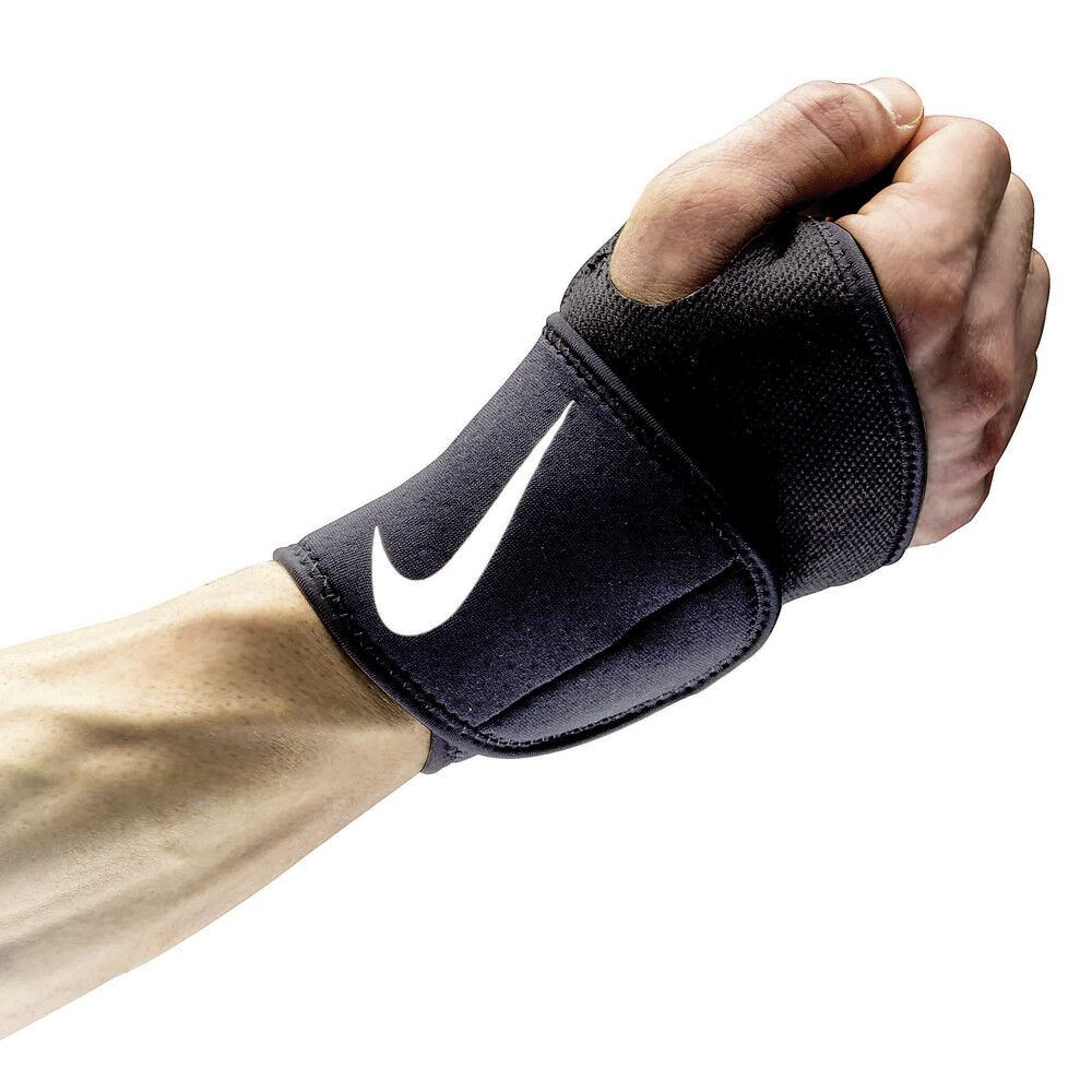 Pro Combat 2.0 Wrist Wrap Black White