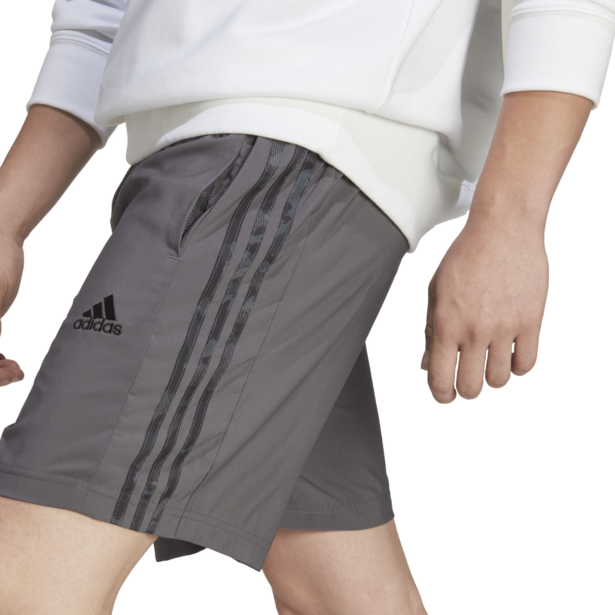 Adidas essentials 3 stripes chelsea shorts hotsell