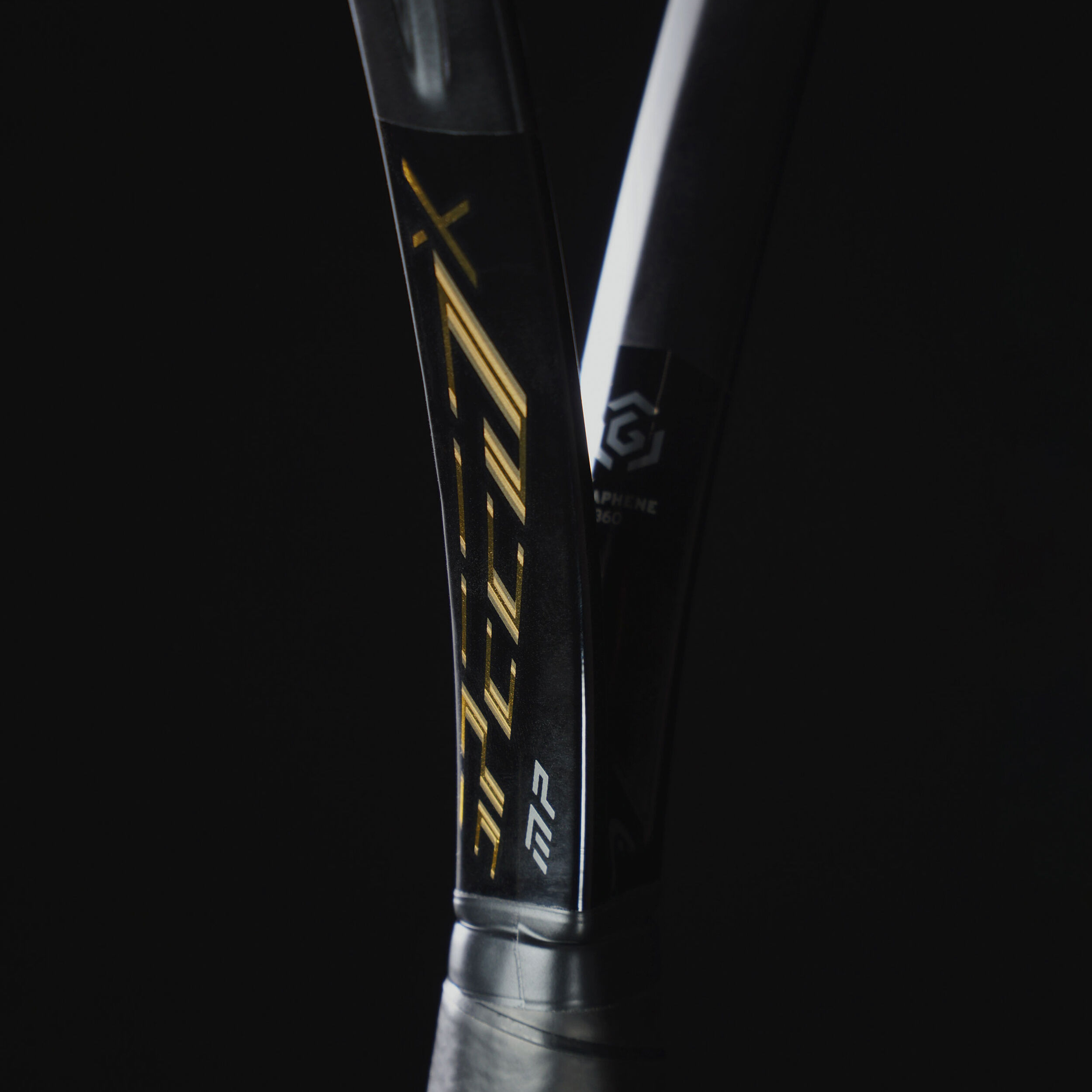 buy HEAD Graphene 360 Speed X MP Tour Racket online | Tennis-Point