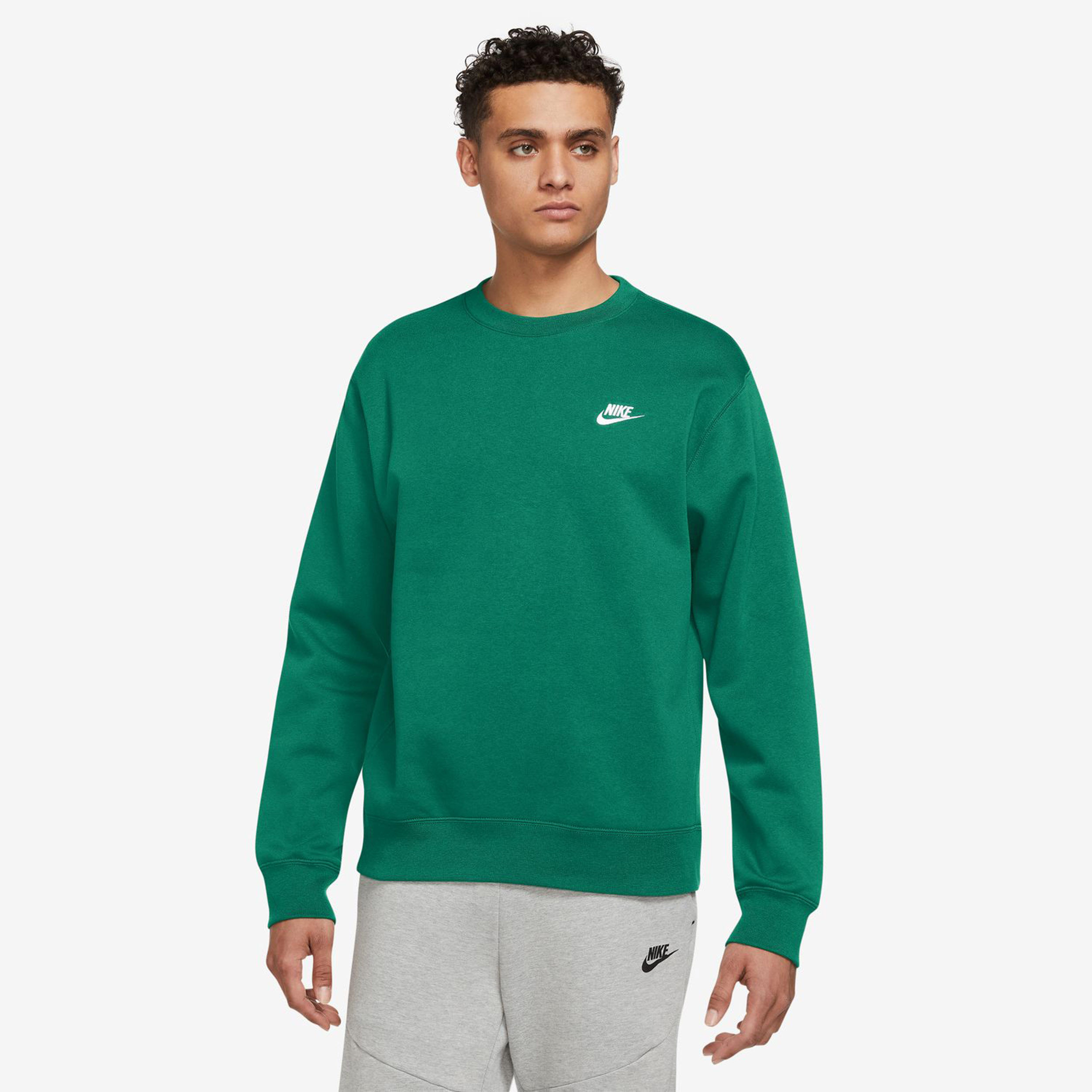 Buy Nike Club Sweatshirt Men Green online Tennis Point COM