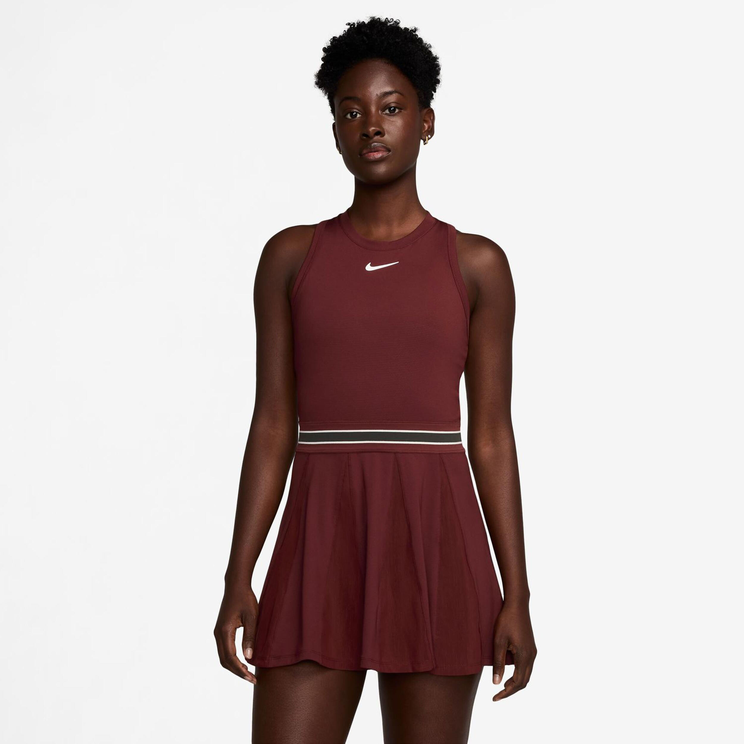 dress mart nike