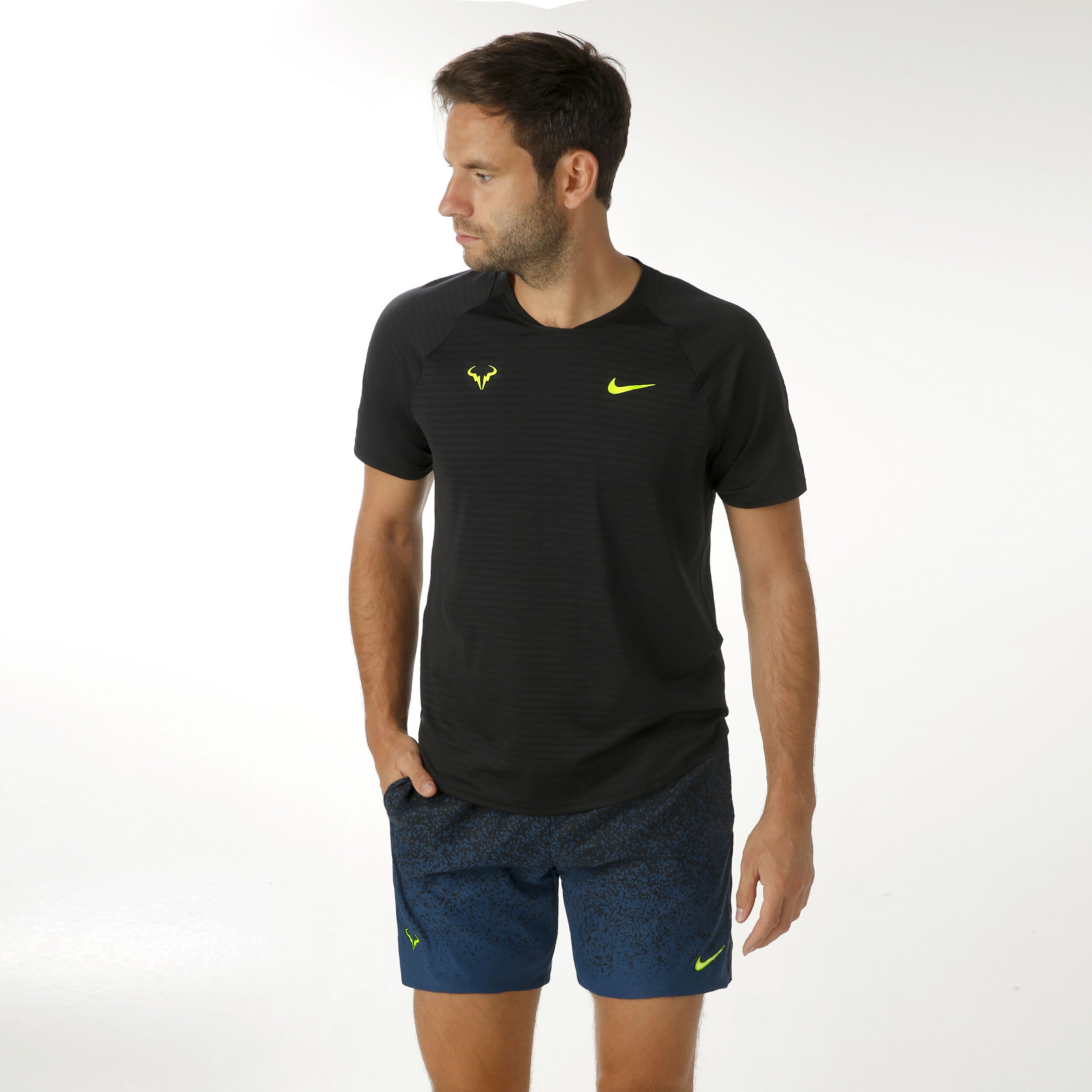 Nike court hot sale rafa aeroreact