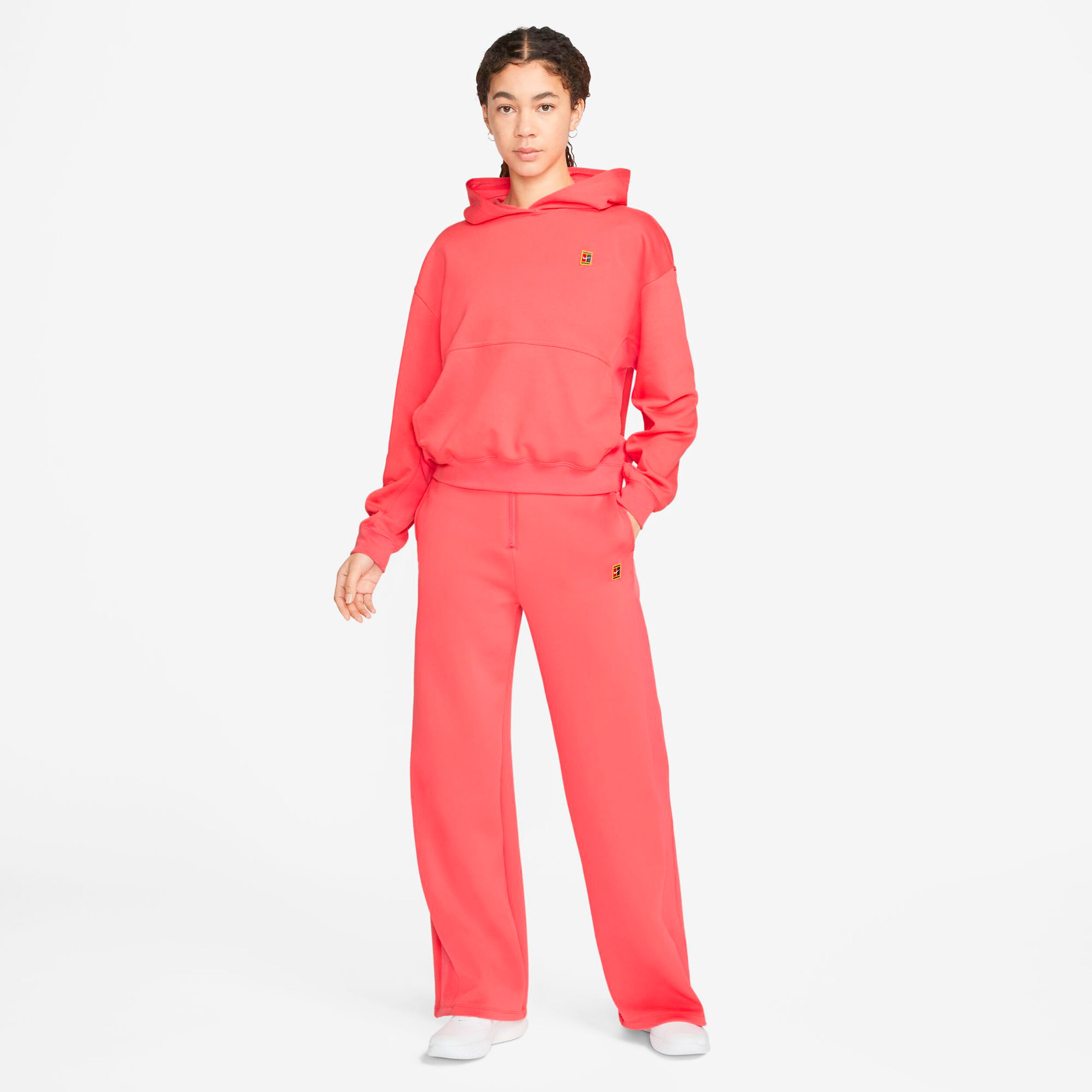 Nike heritage best sale velour cuffed sweatpants