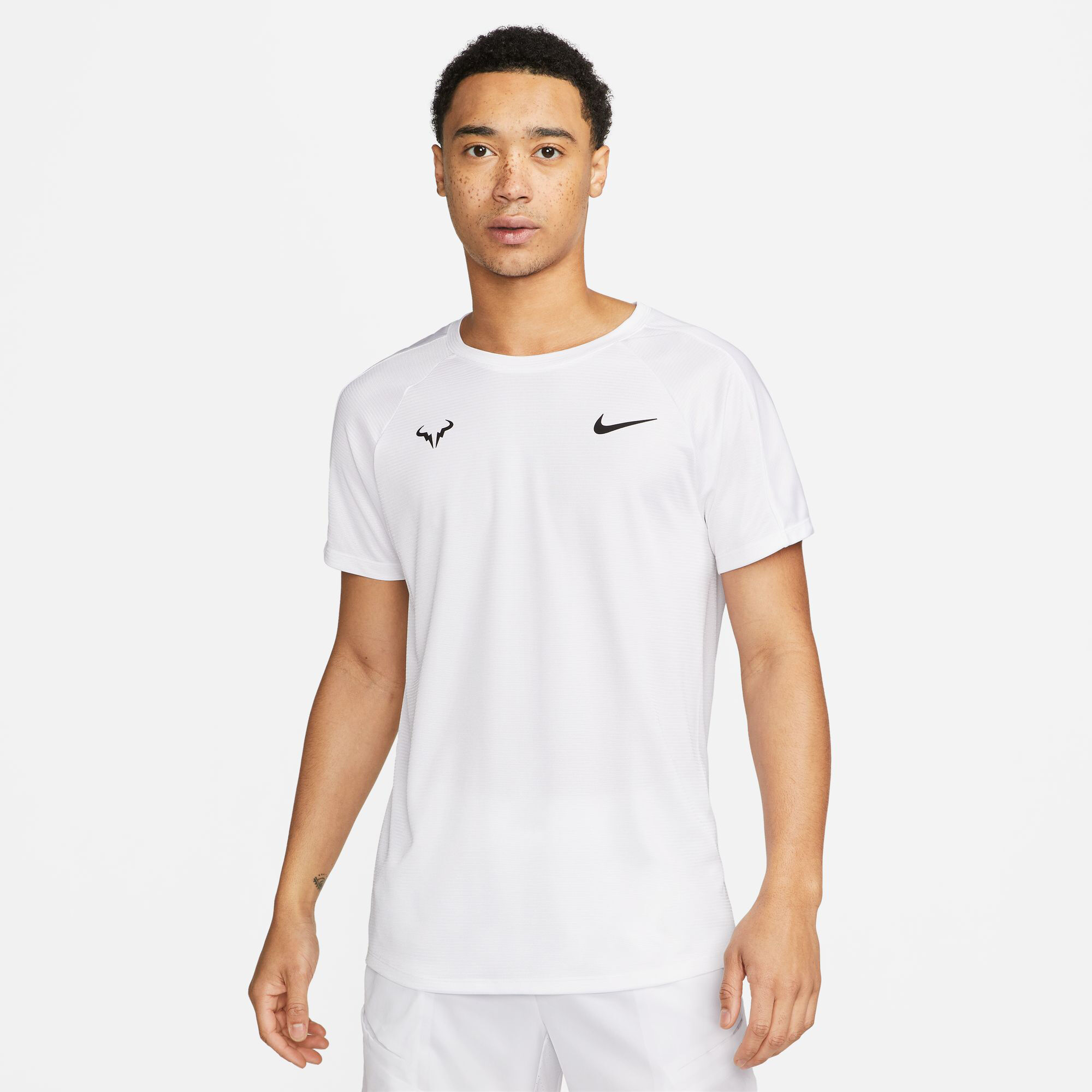 Nike challenger tee new arrivals