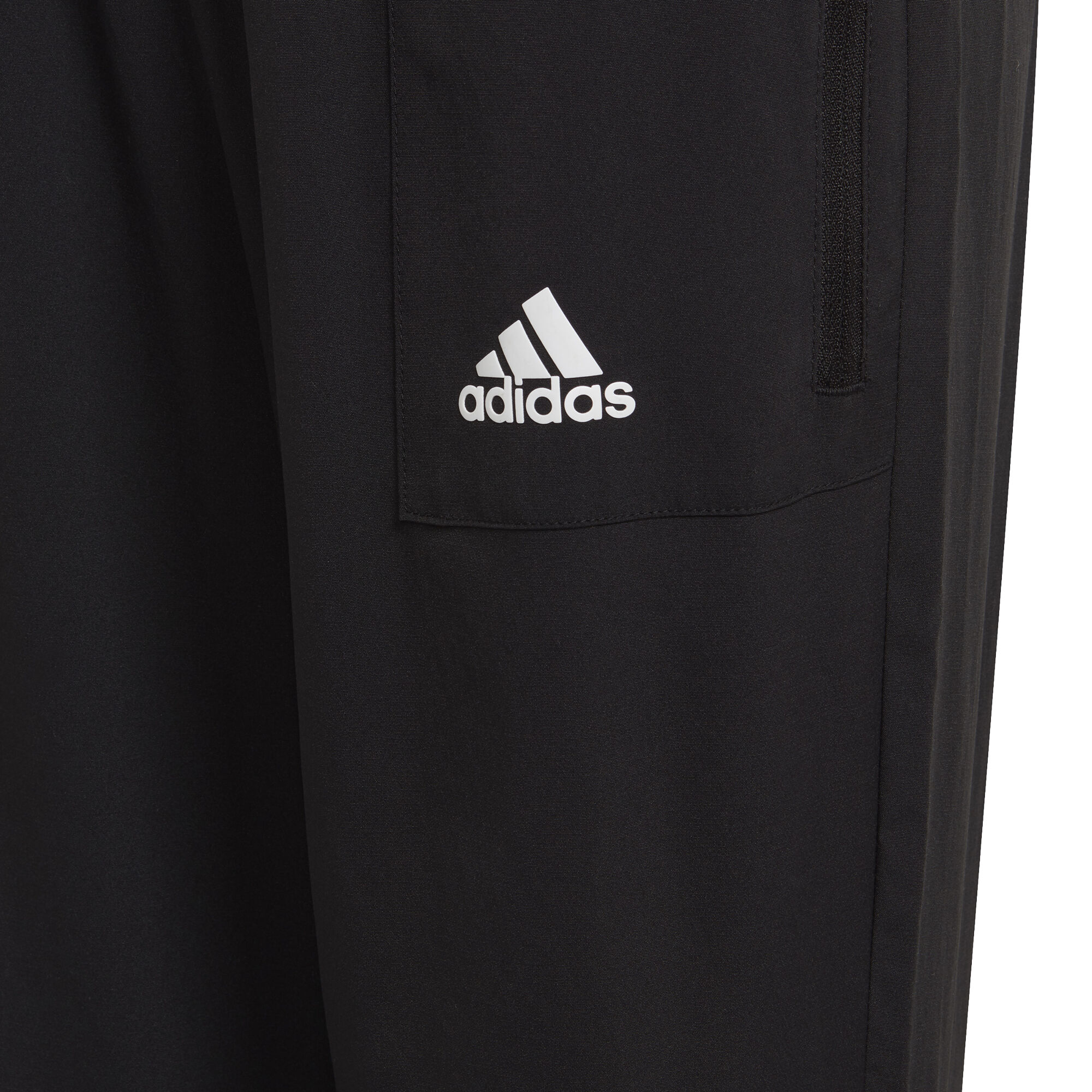 Adidas sport essentials climalite 2025