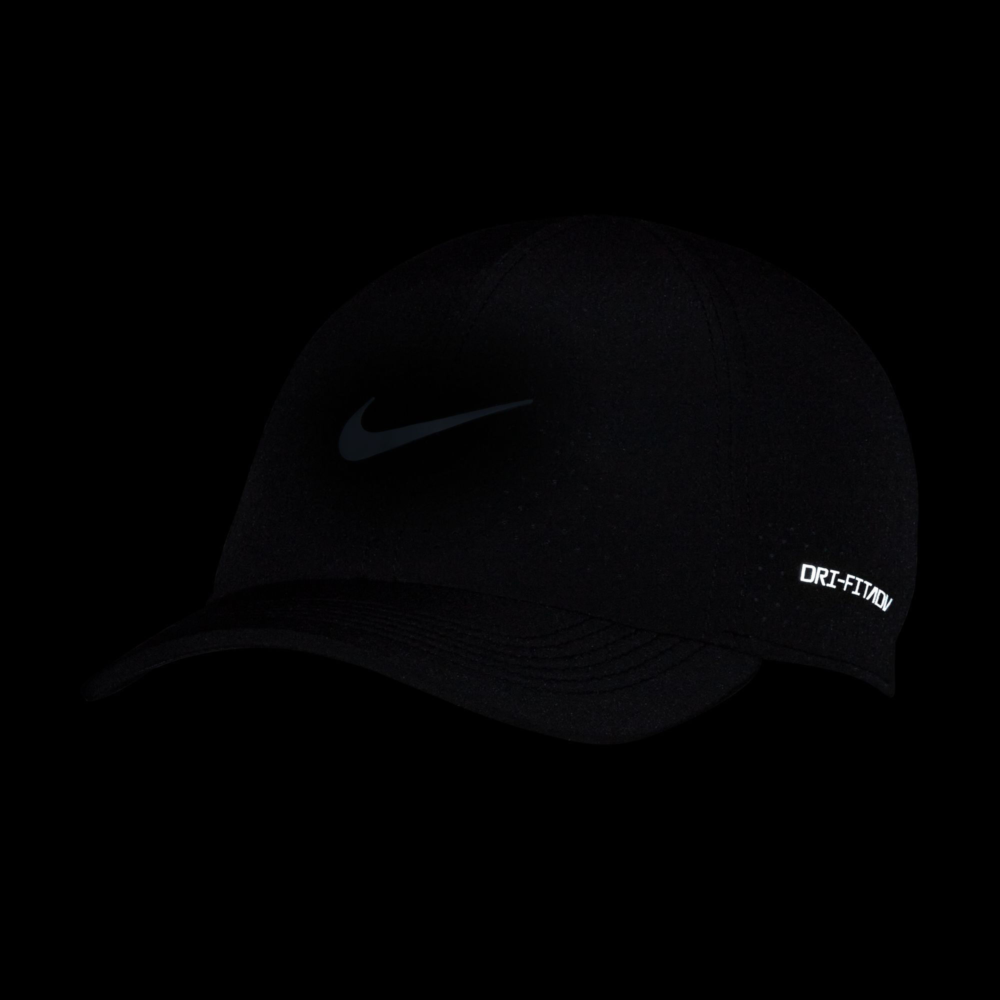Buy Nike Dri-Fit Club Cap Black online | Tennis Point COM