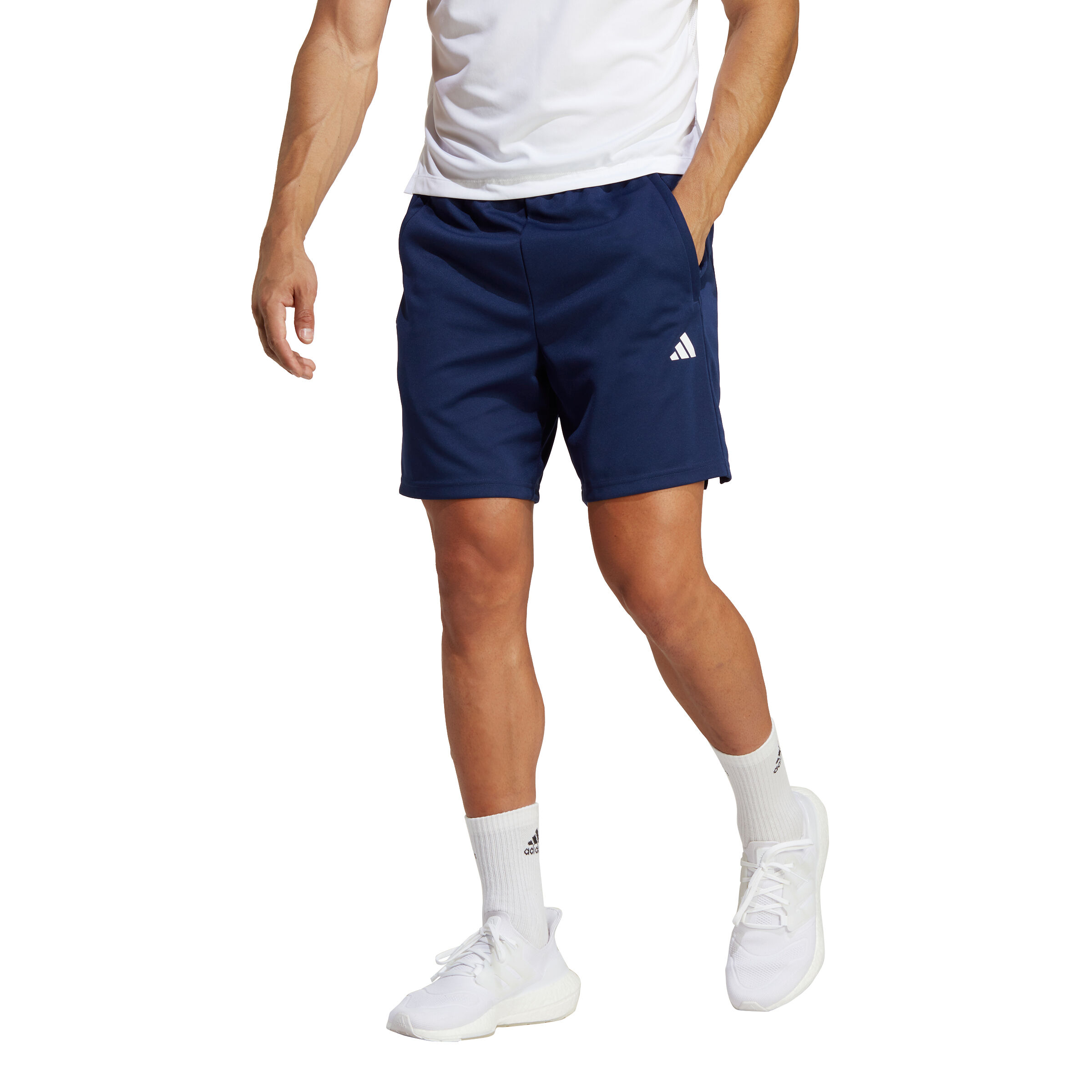 Short essential adidas hotsell