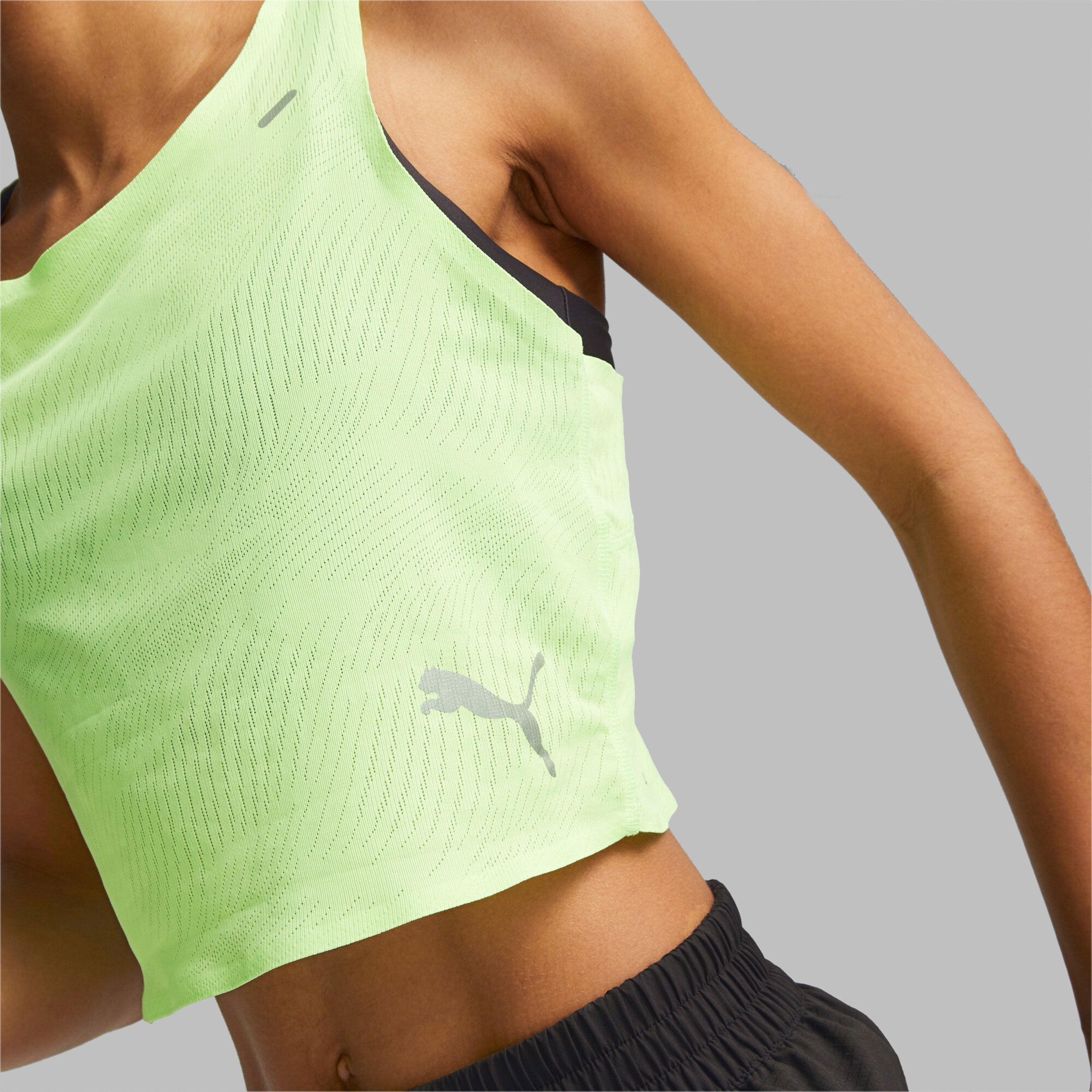 Buy Puma Run Ultraspun Crop Tank Top Women Green online Tennis Point COM