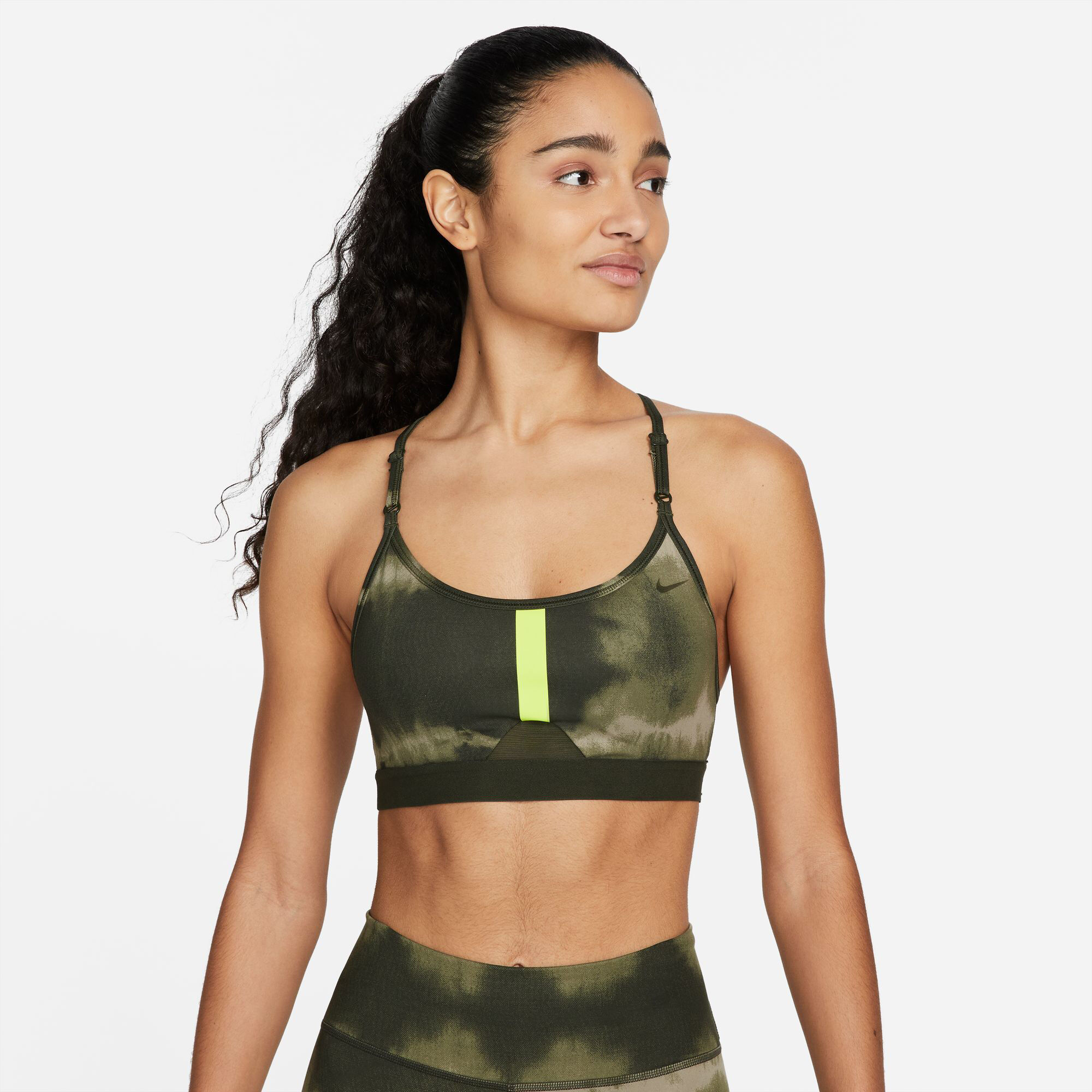 Camo sports bra nike sales