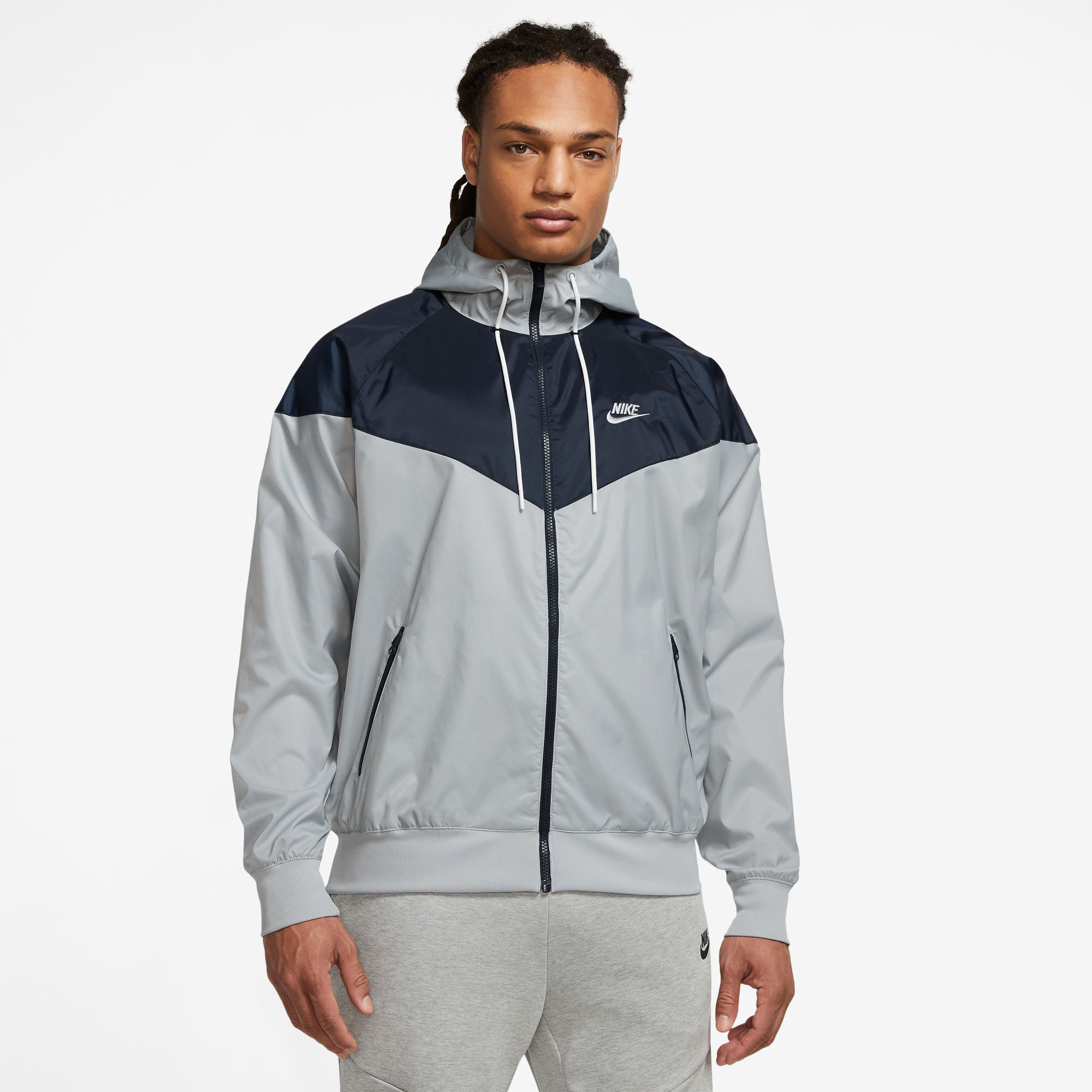 Nike sportswear hotsell heritage windrunner jacket