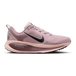 Nike Running shoes Nike Vomero&nbsp;18 Neutral running shoe Women - pink, black