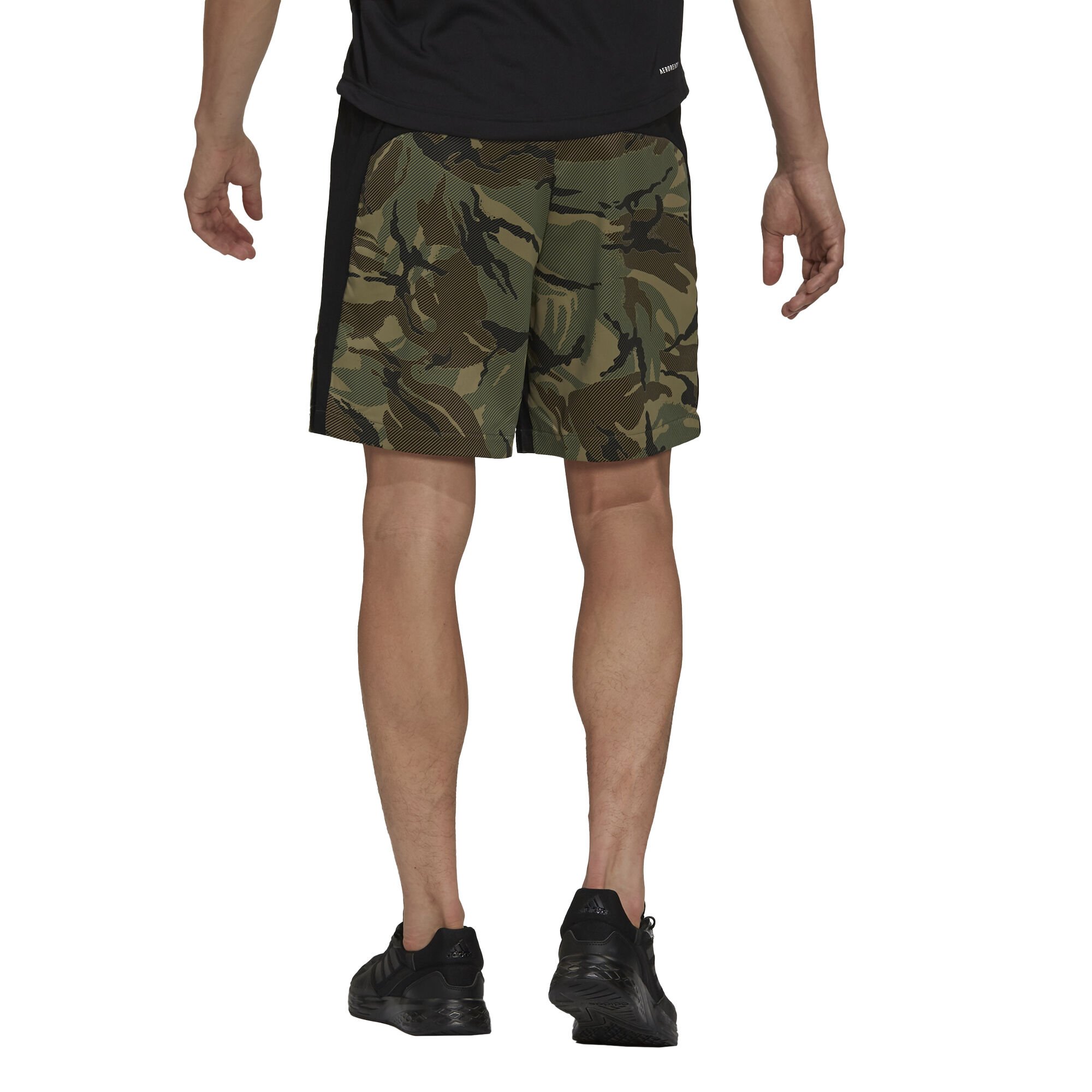 Camo cheap shorts adidas