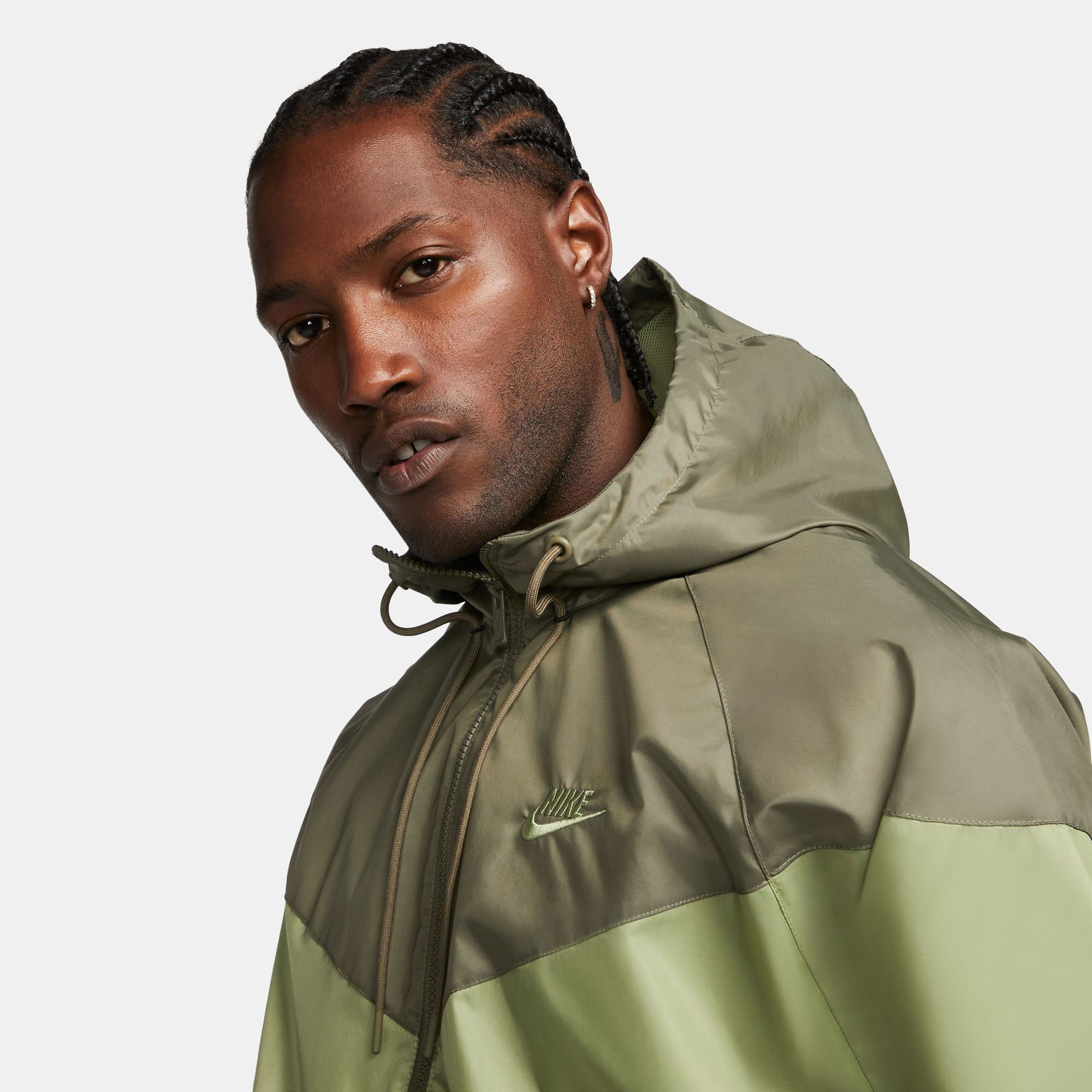 Nike windrunner 2025 jacket olive