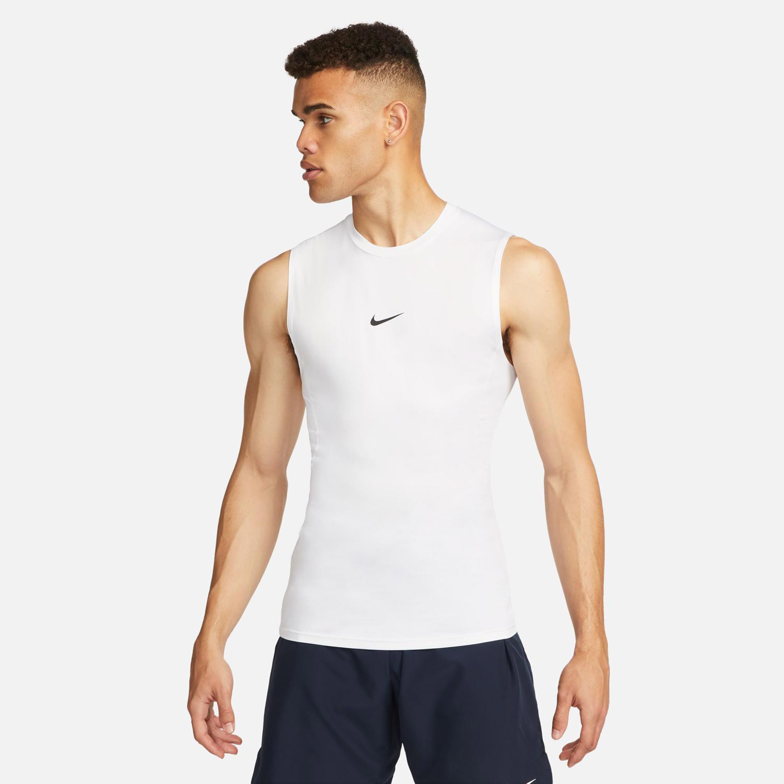 Nike DRI-FIT ADV ホワイト タンクトップ NIKE公式】 ホワイト タンクトップ＆ノースリーブ【ナイキ公式通販】