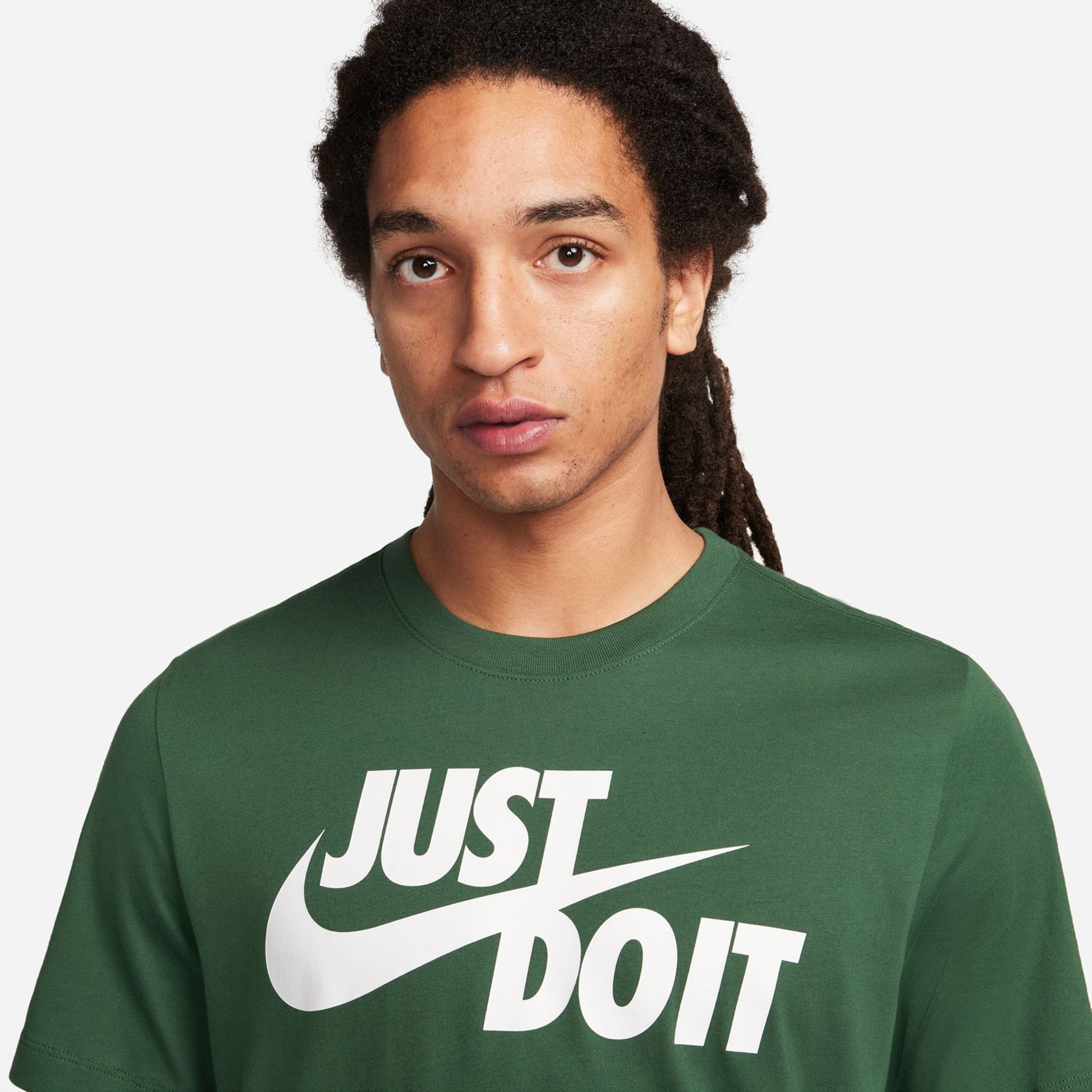 Buy Nike Just Do It Swoosh T Shirt Men Dark Green online Tennis Point COM