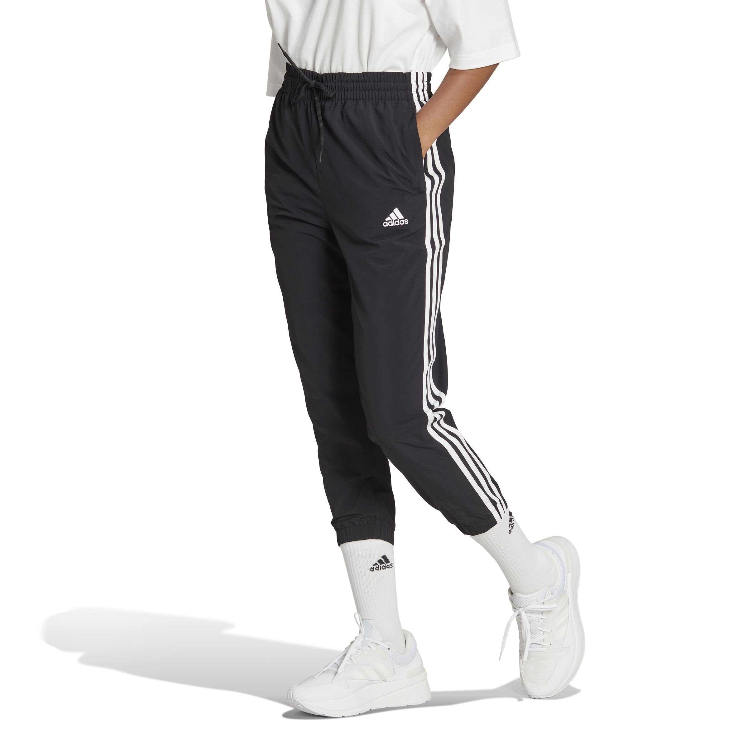 Adidas woven damen 2025