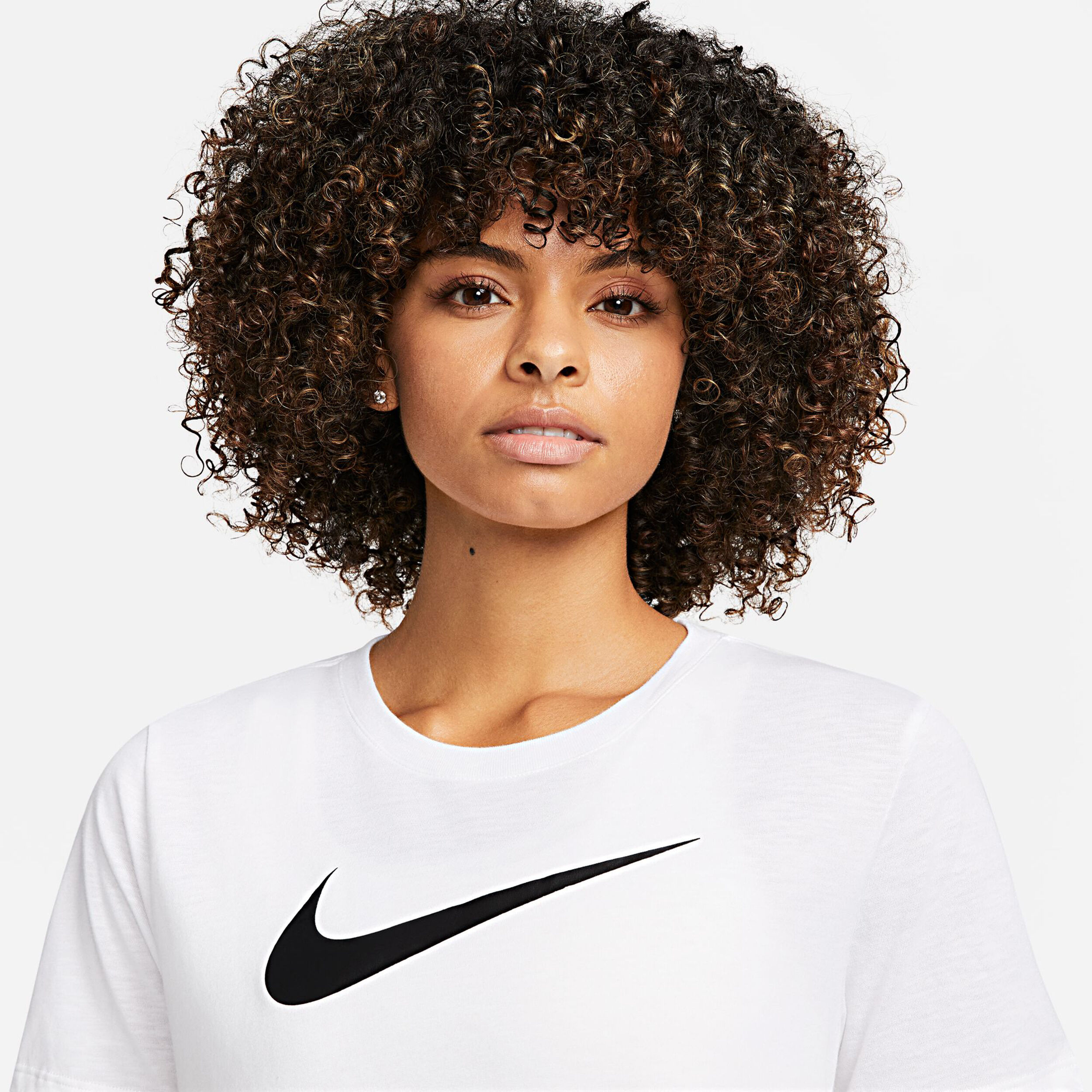 T shirt clearance nike women