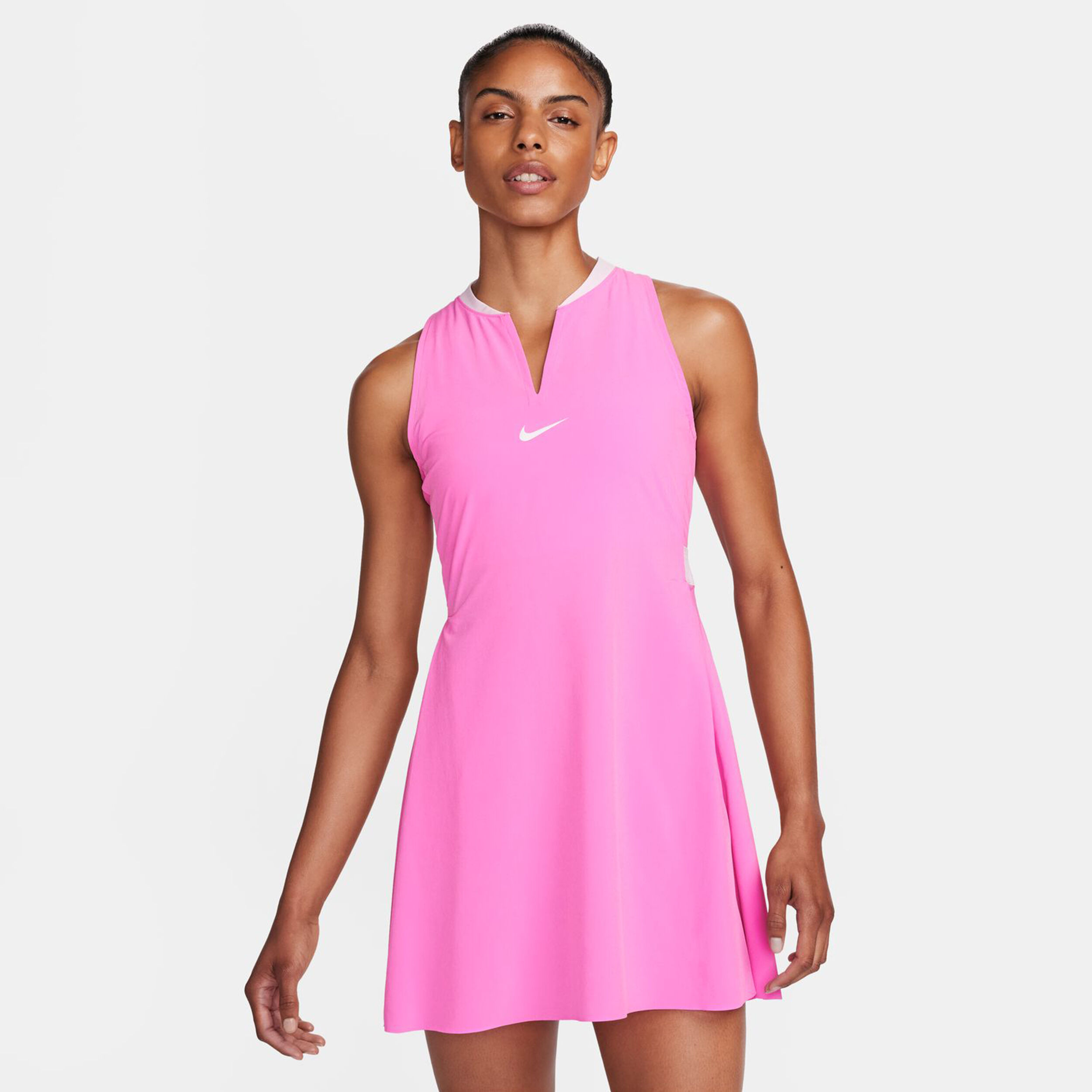 Woman nike deals dress