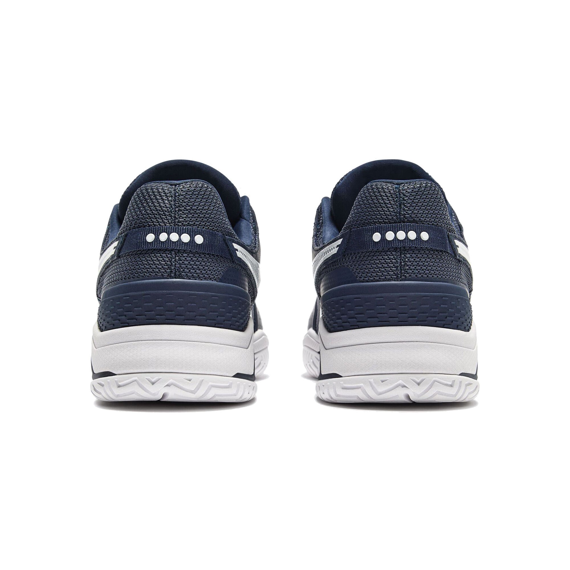 Diadora