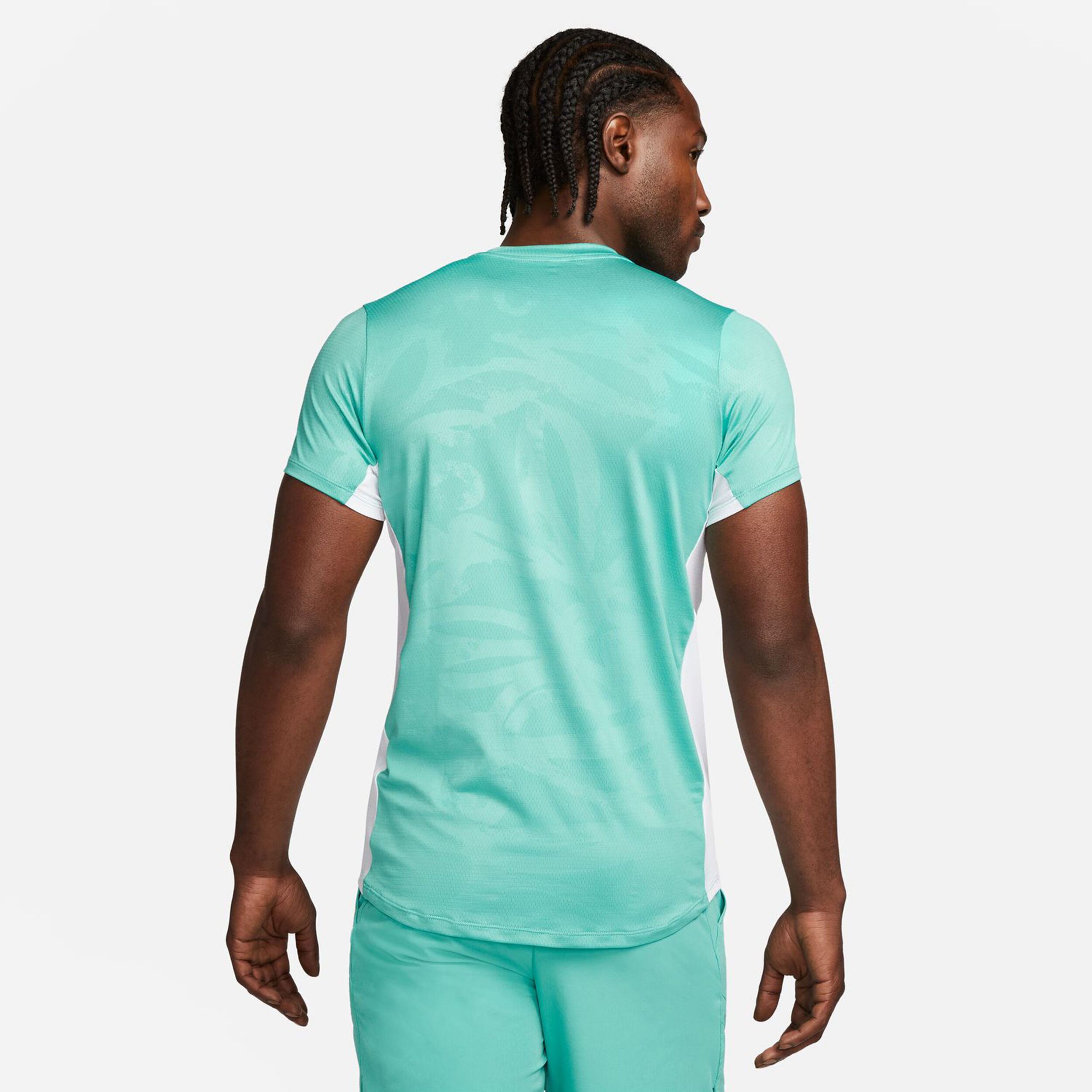 T shirt nike couleur deals