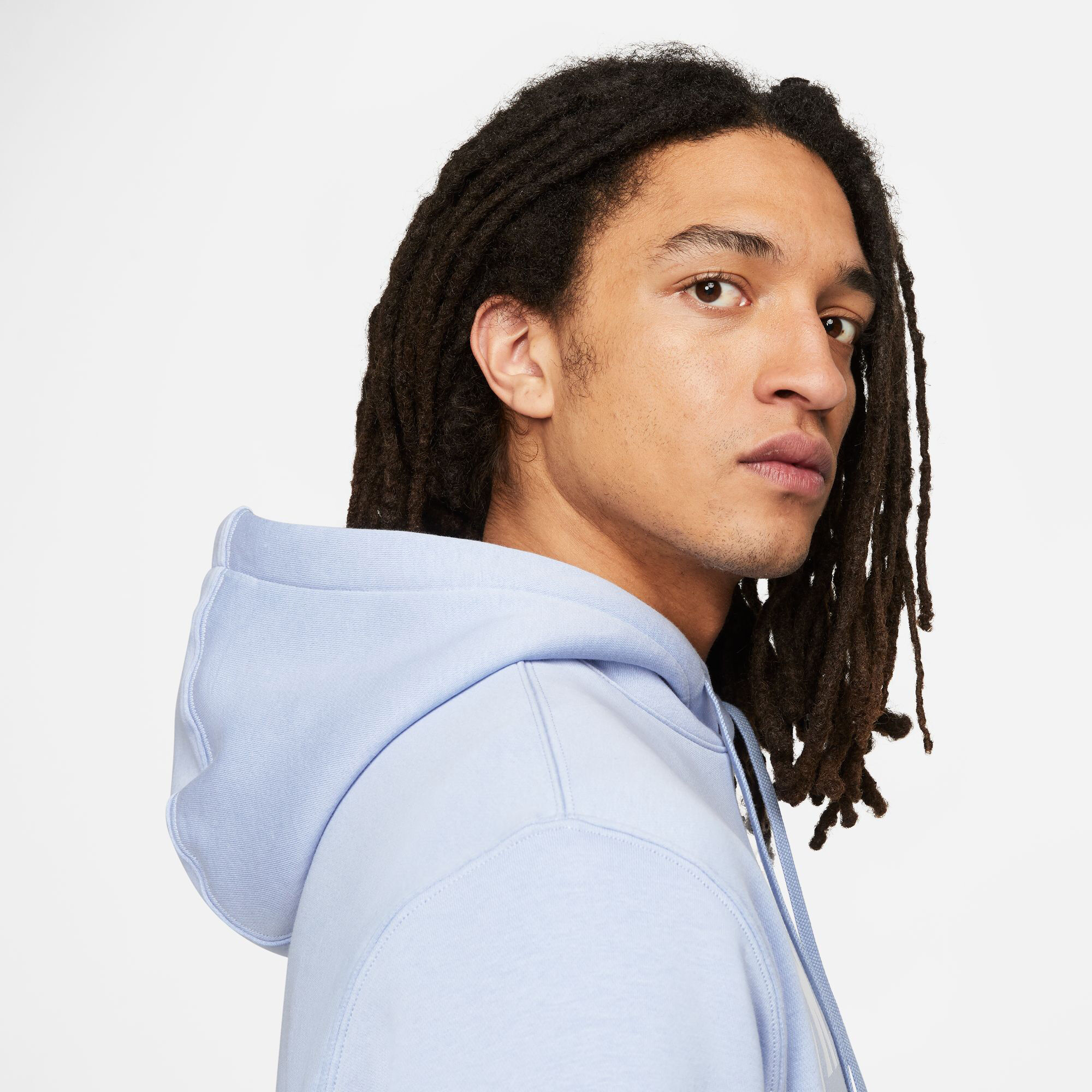 Nike club hotsell hoodie pale blue