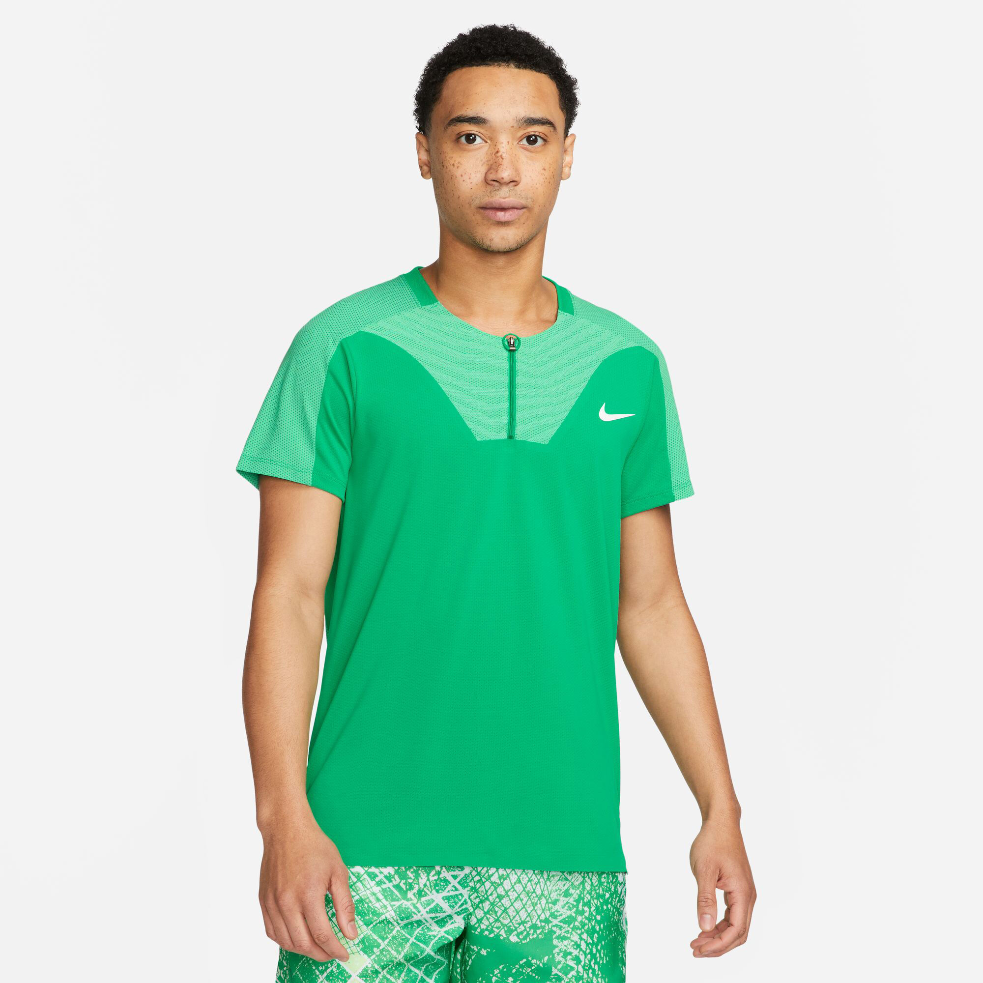 Nike dri store fit slim fit