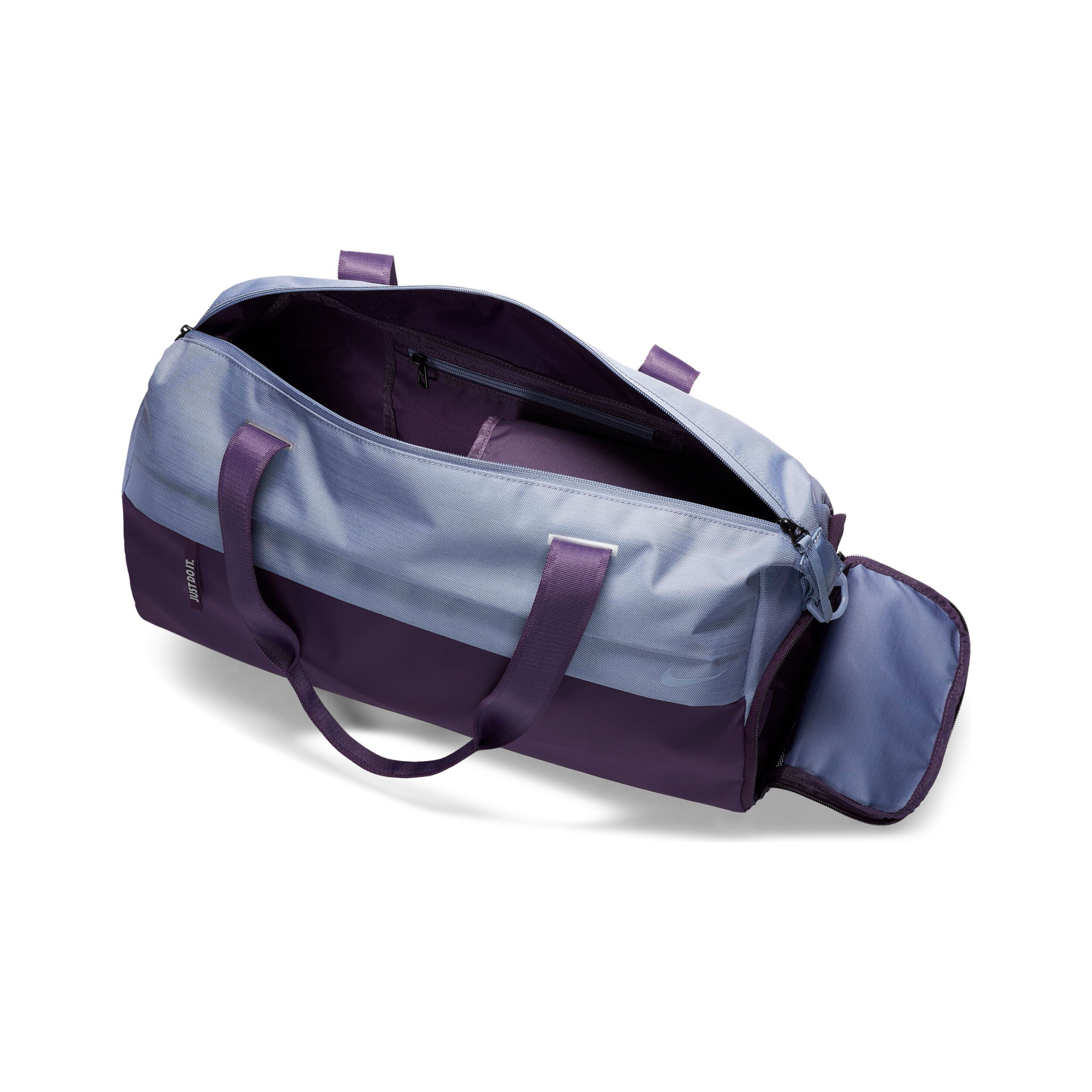 Nike radiate duffel best sale bag