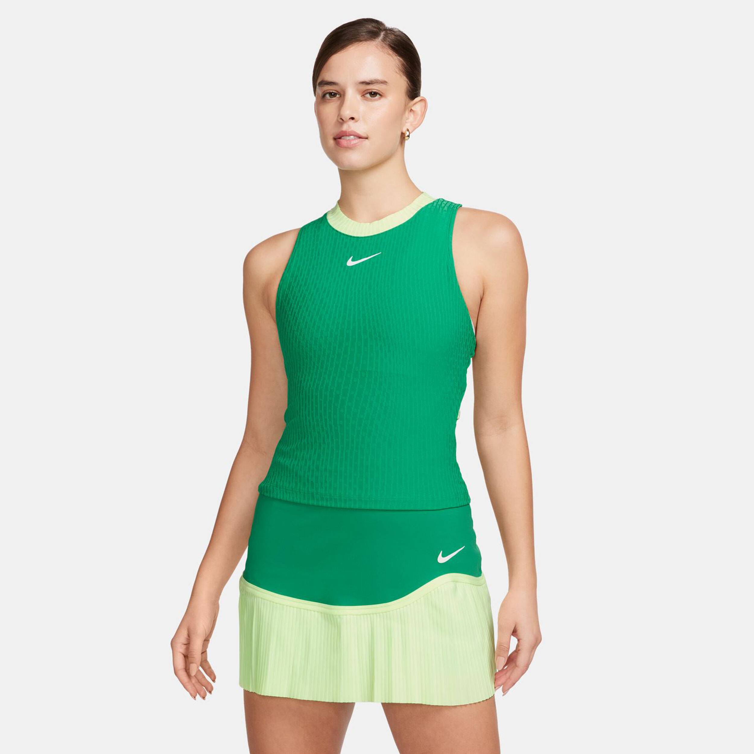 Tank nike hot sale