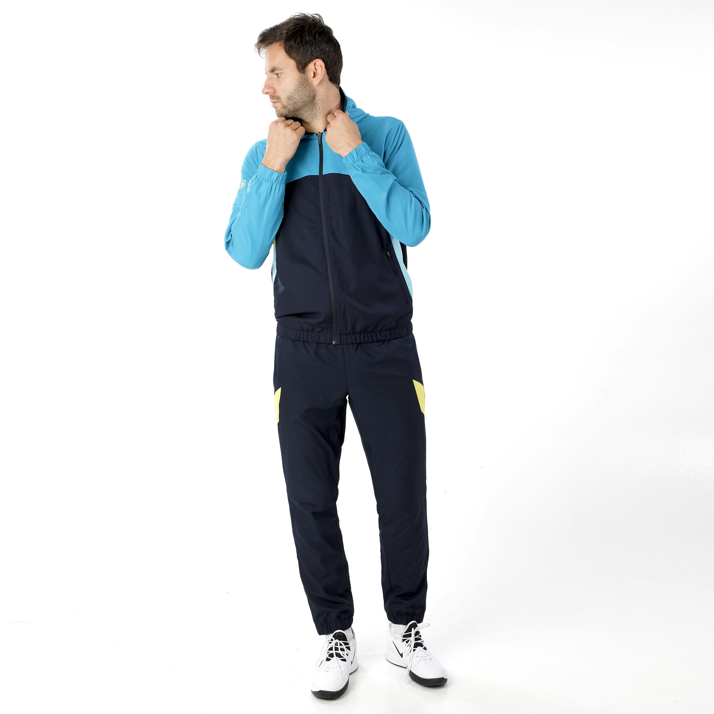 Lacoste cheap jogging outfit