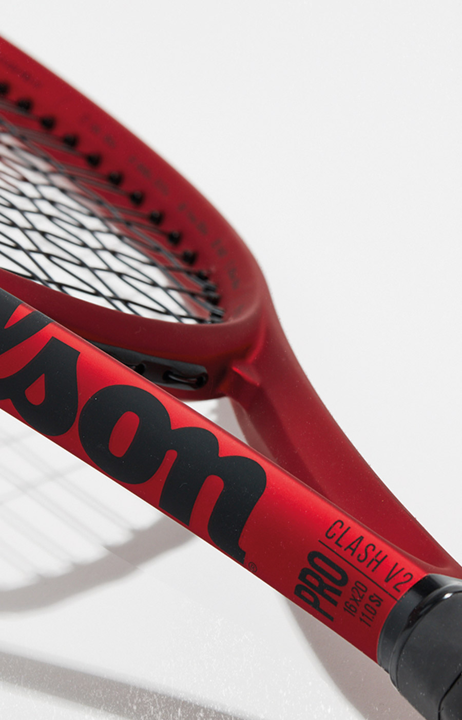 Wilson Clash V2 - køb online nu hos Tennis-Point